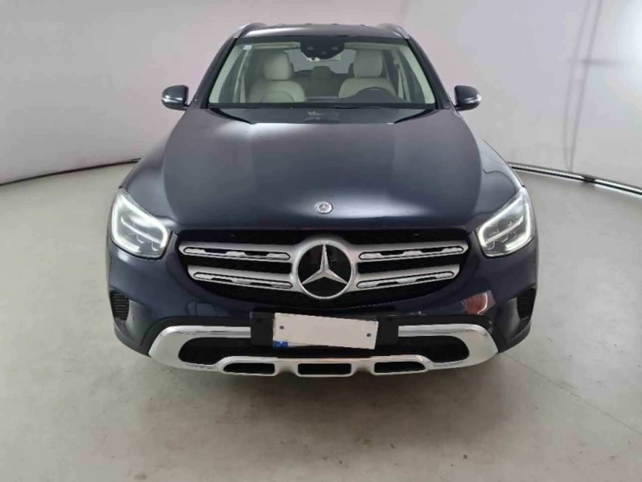 Mercedes-Benz - GLC 220