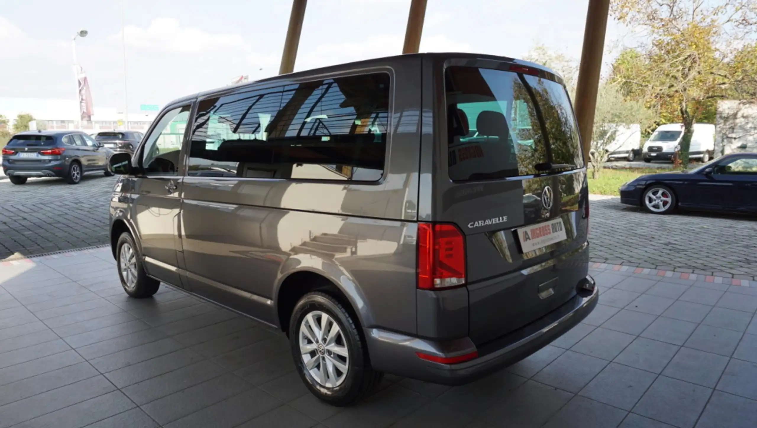 Volkswagen - T6.1 Caravelle