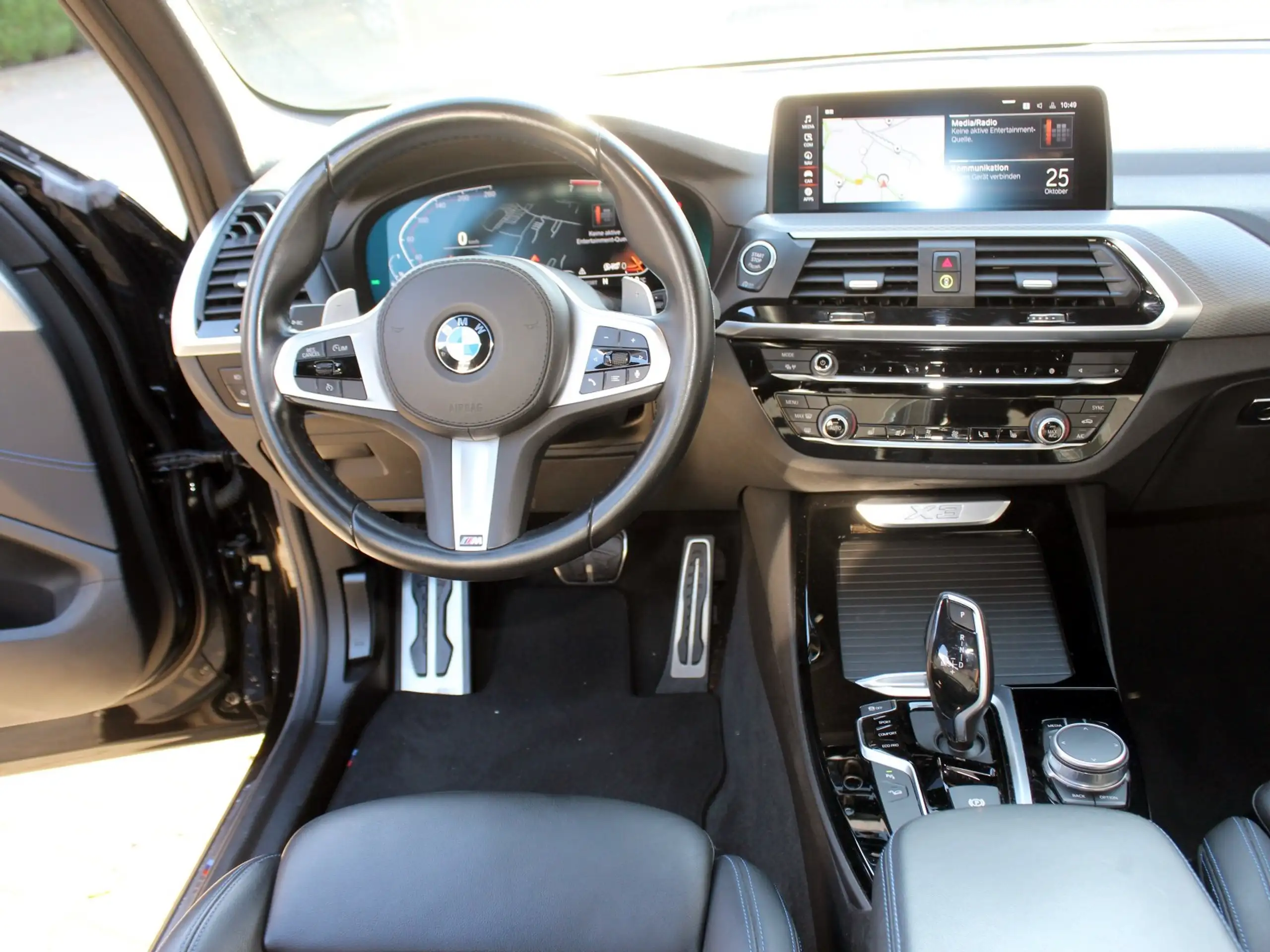 BMW - X3