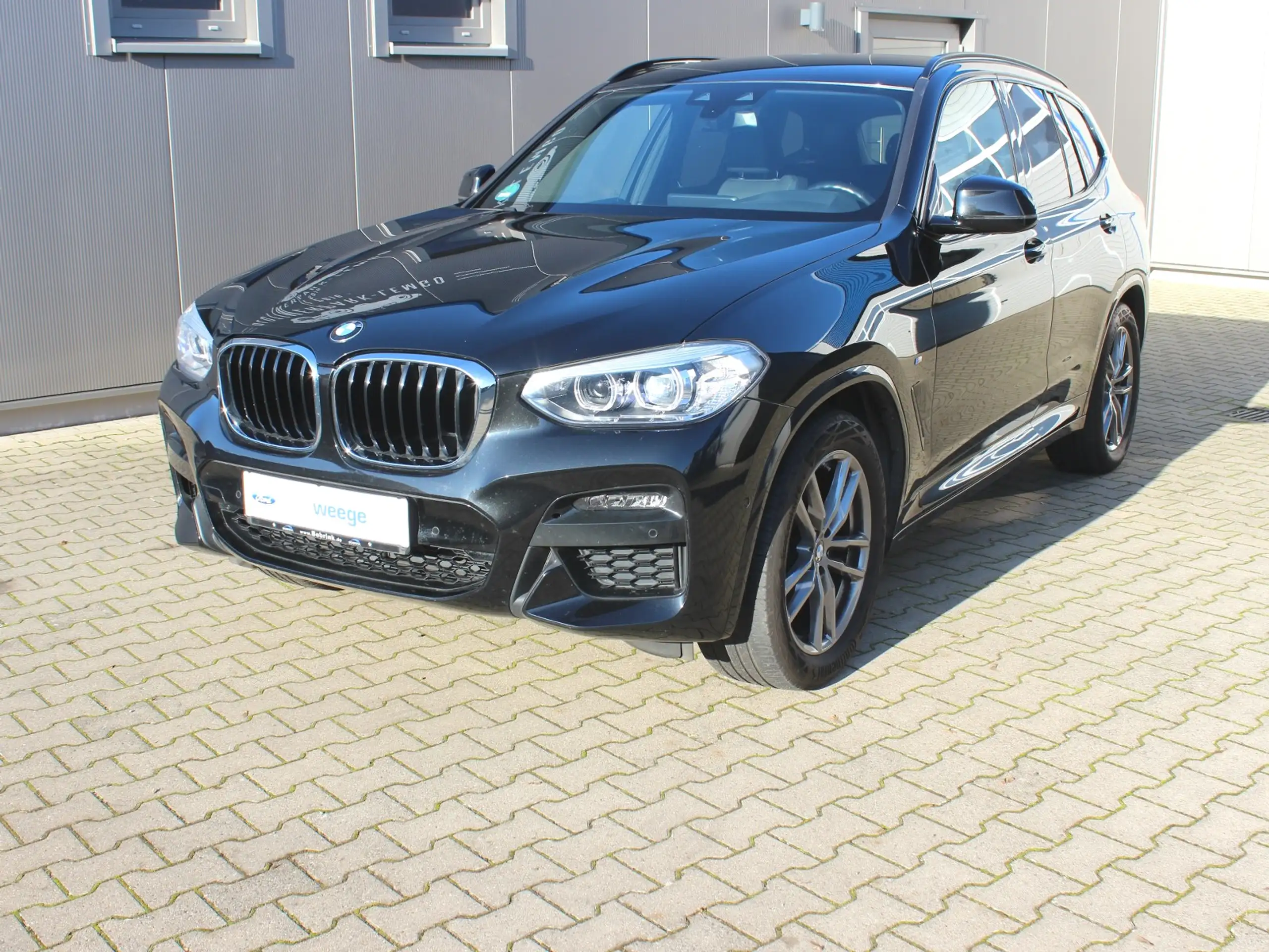 BMW - X3