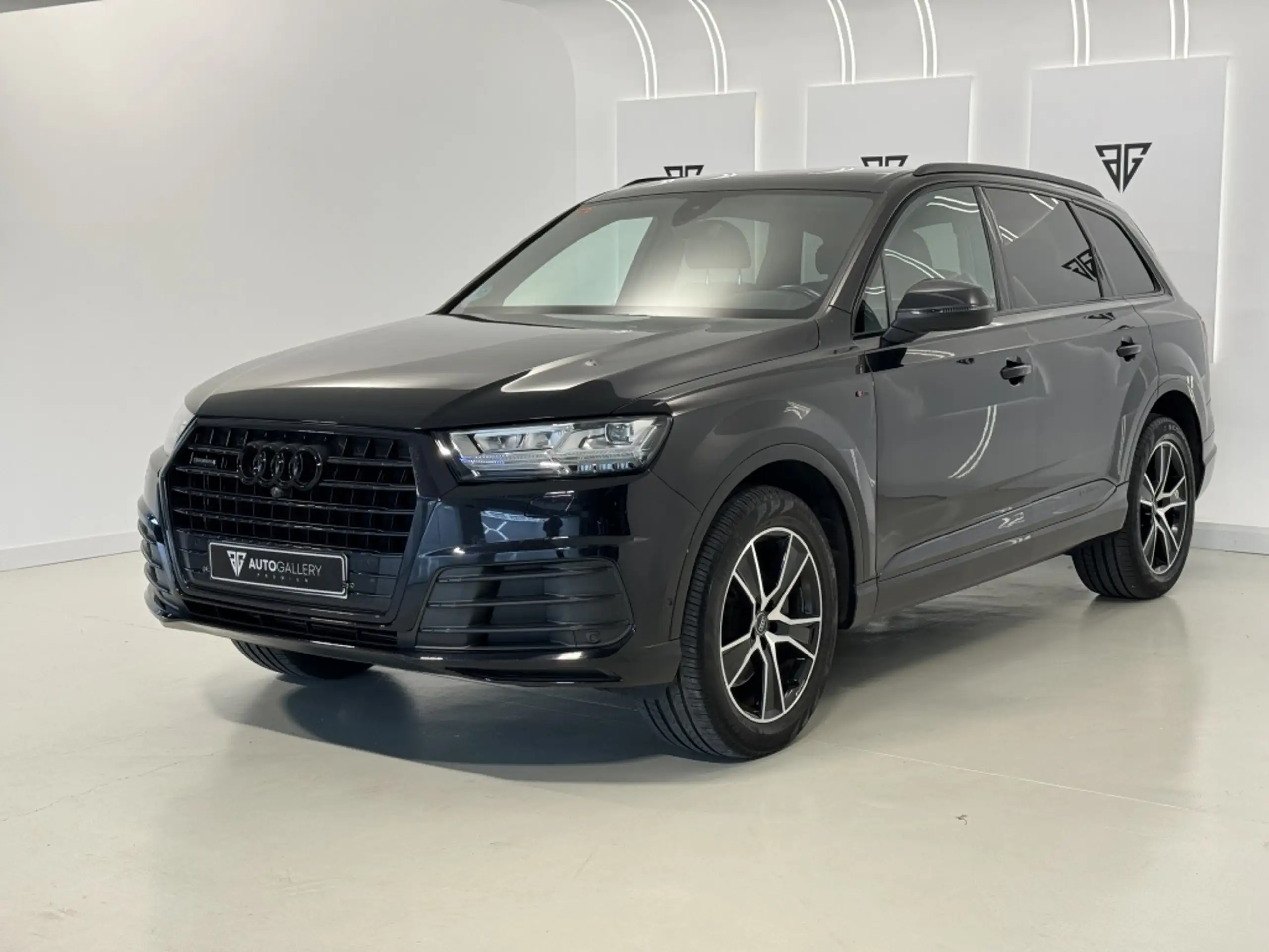 Audi - Q7