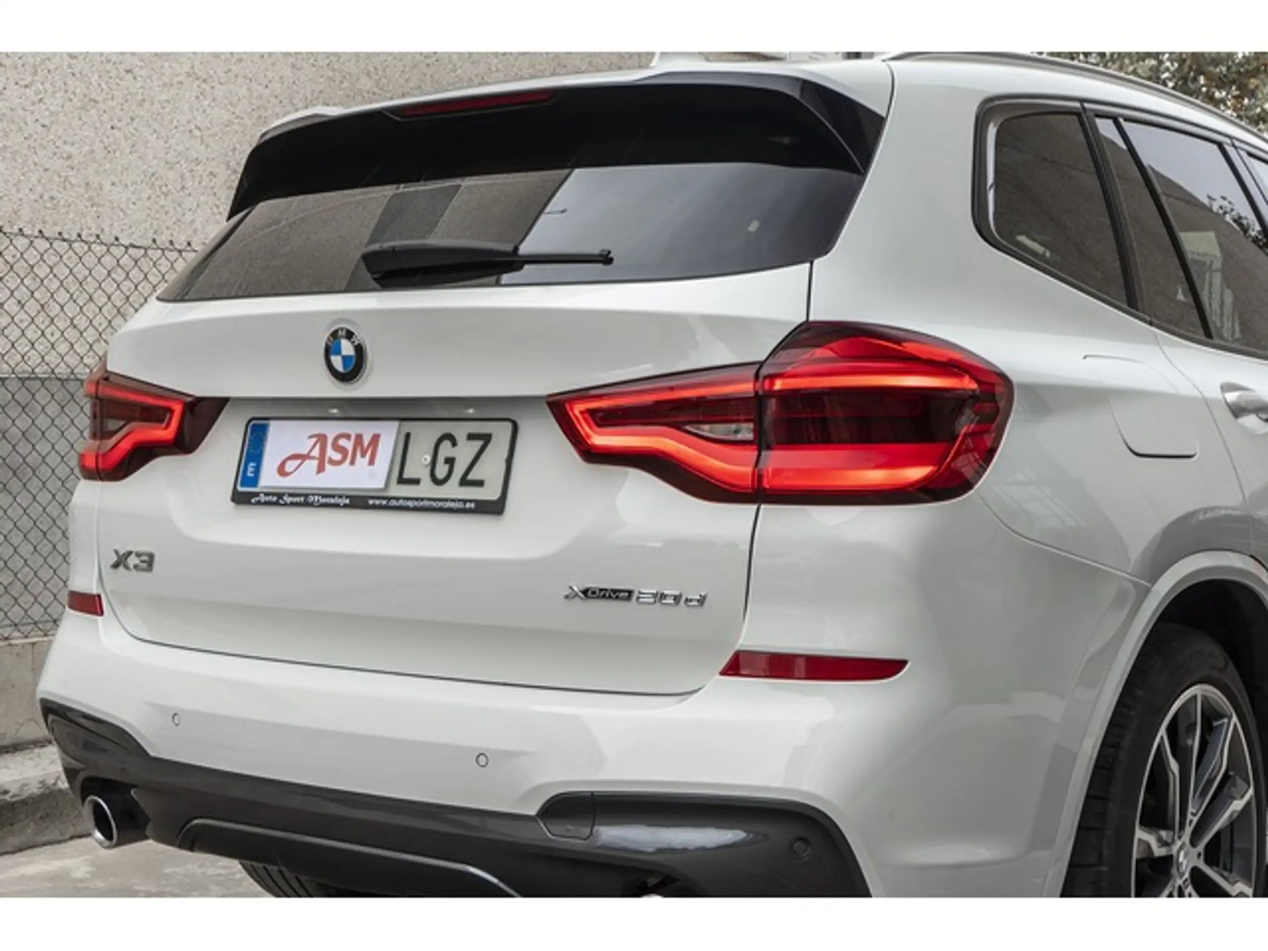 BMW - X3