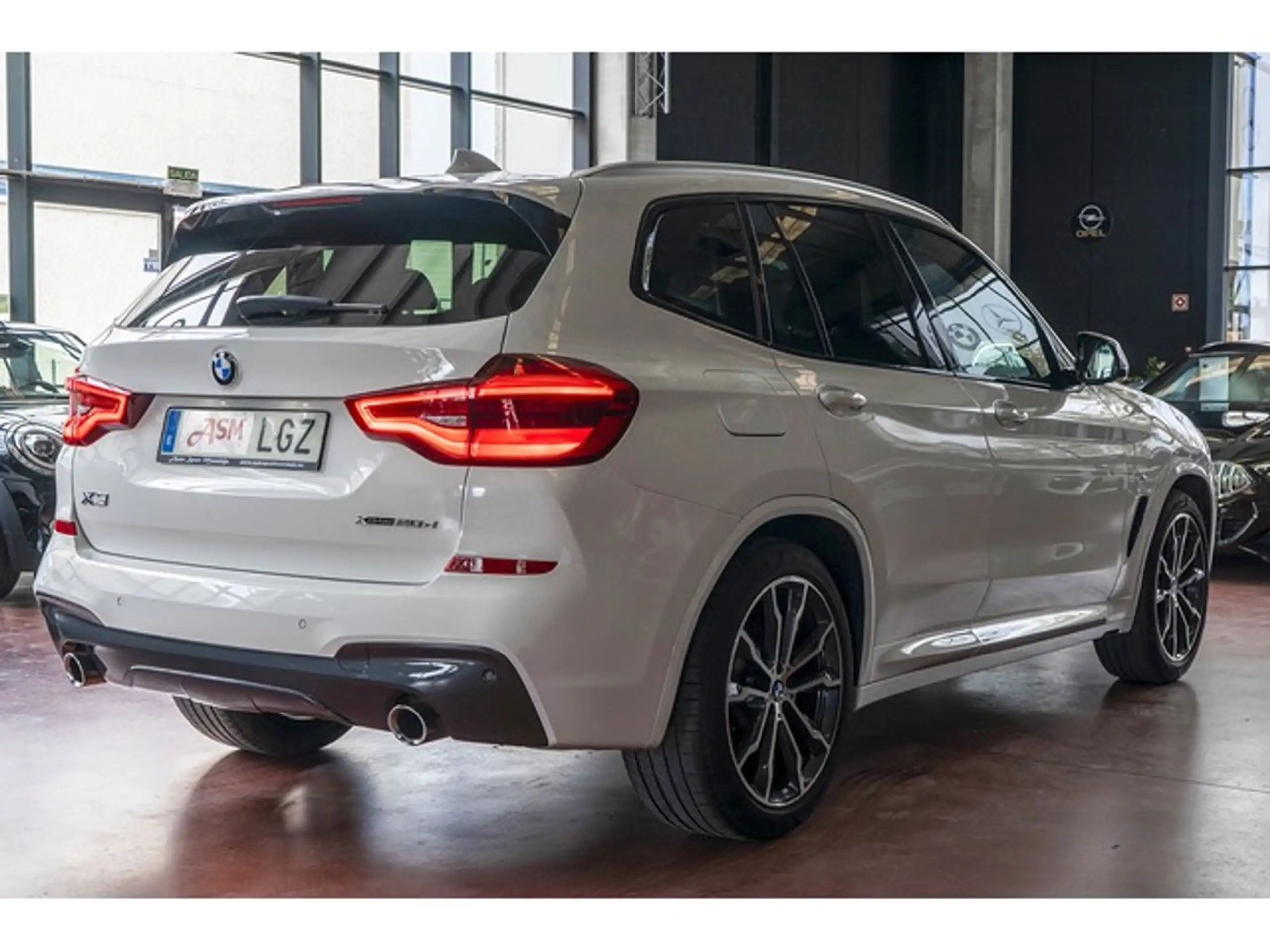 BMW - X3