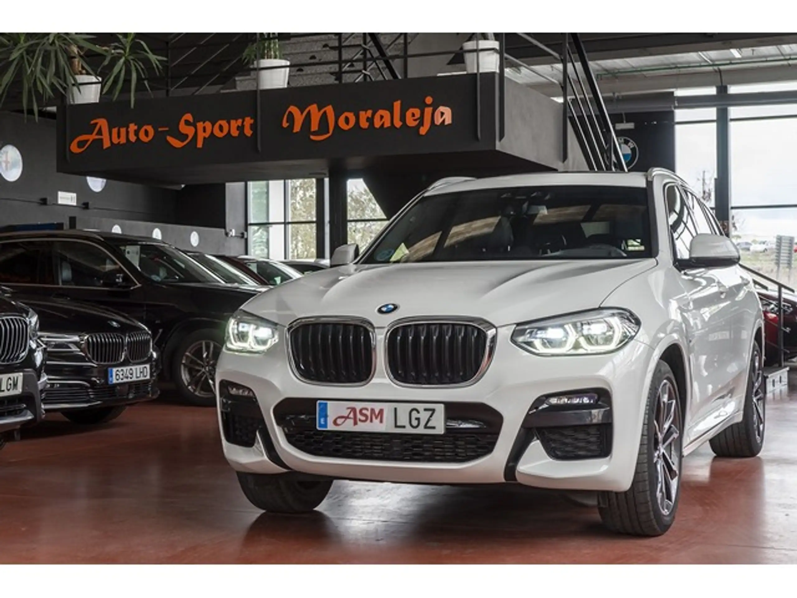 BMW - X3