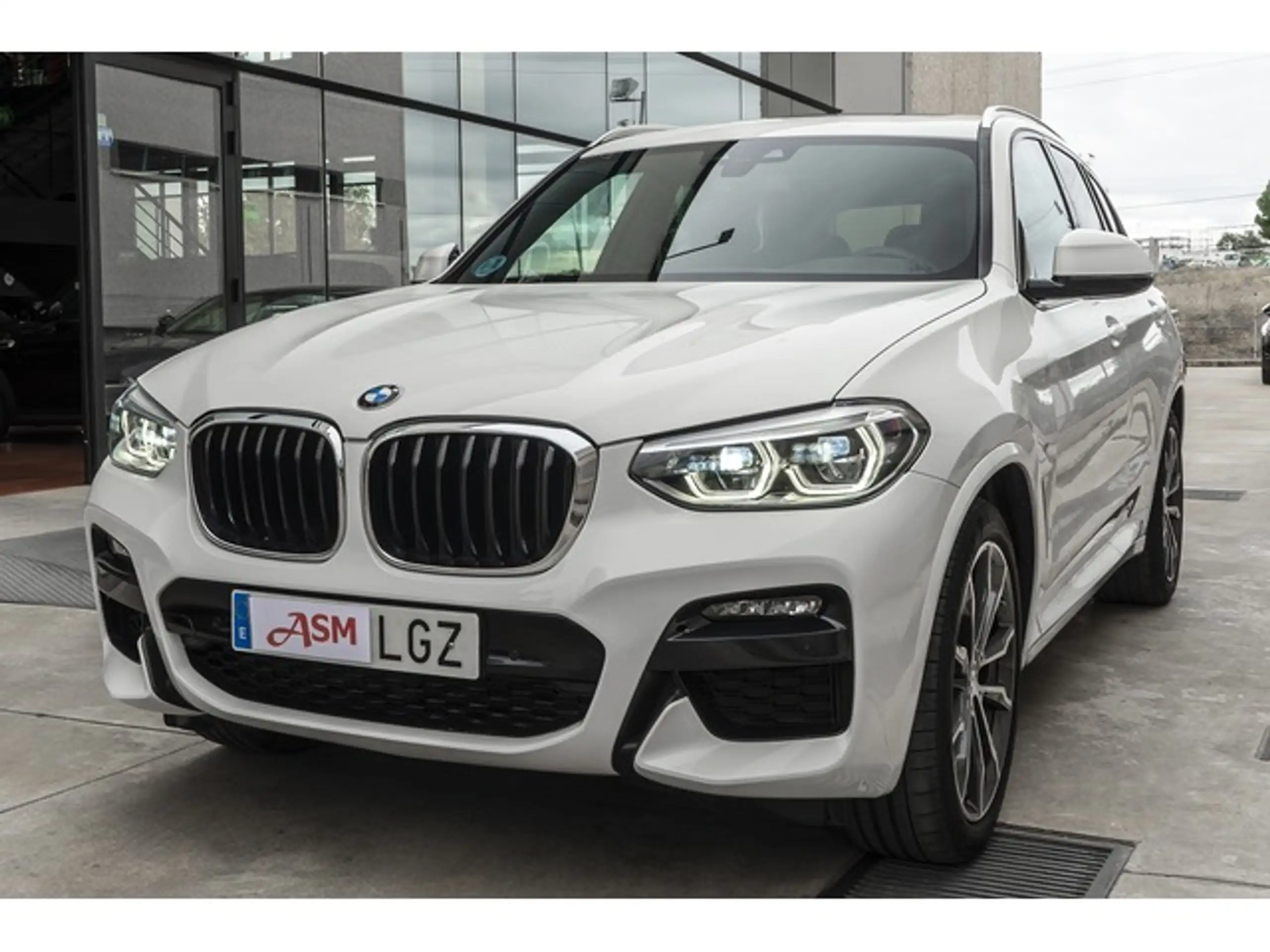 BMW - X3