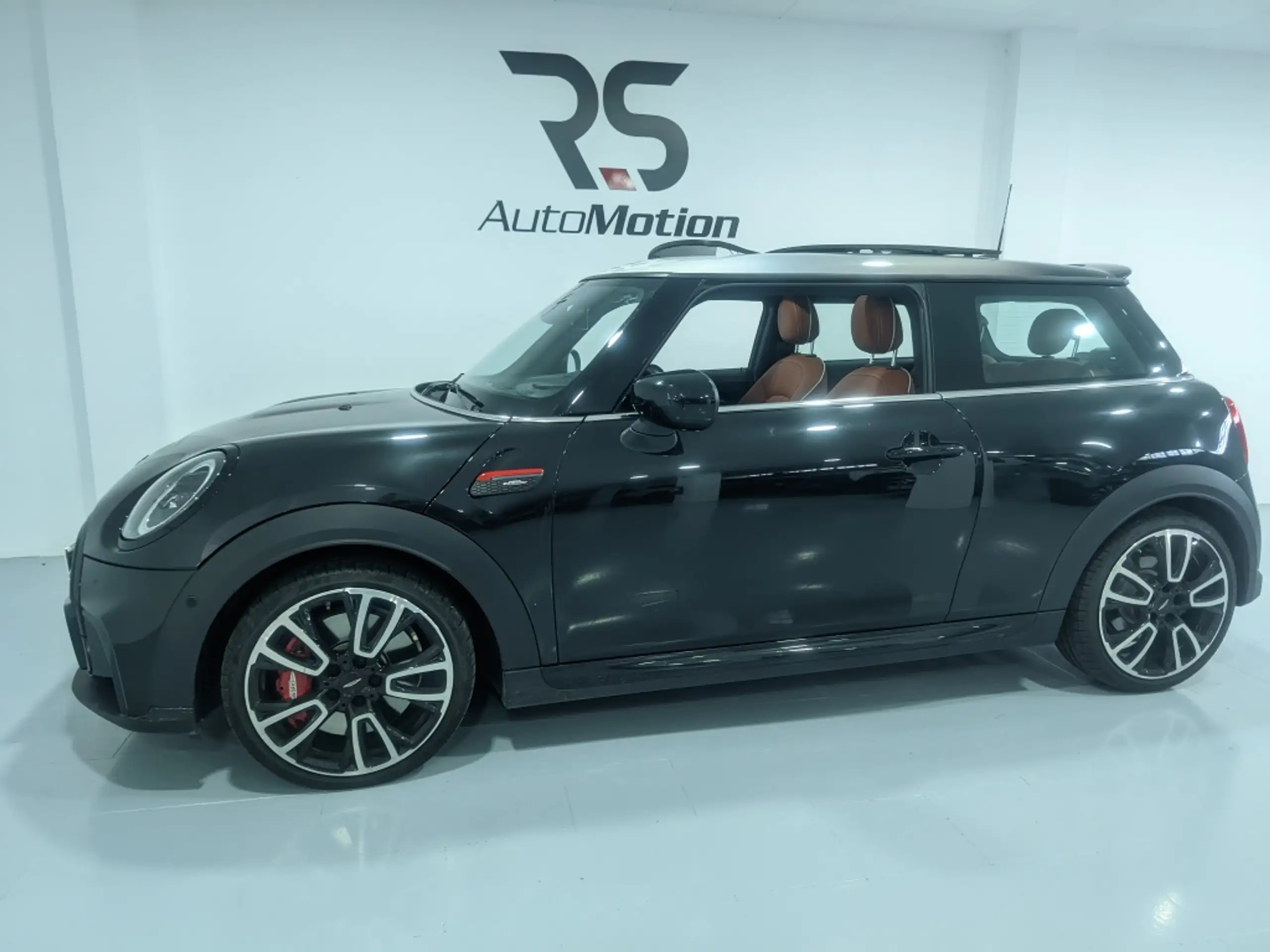 MINI - John Cooper Works Cabrio