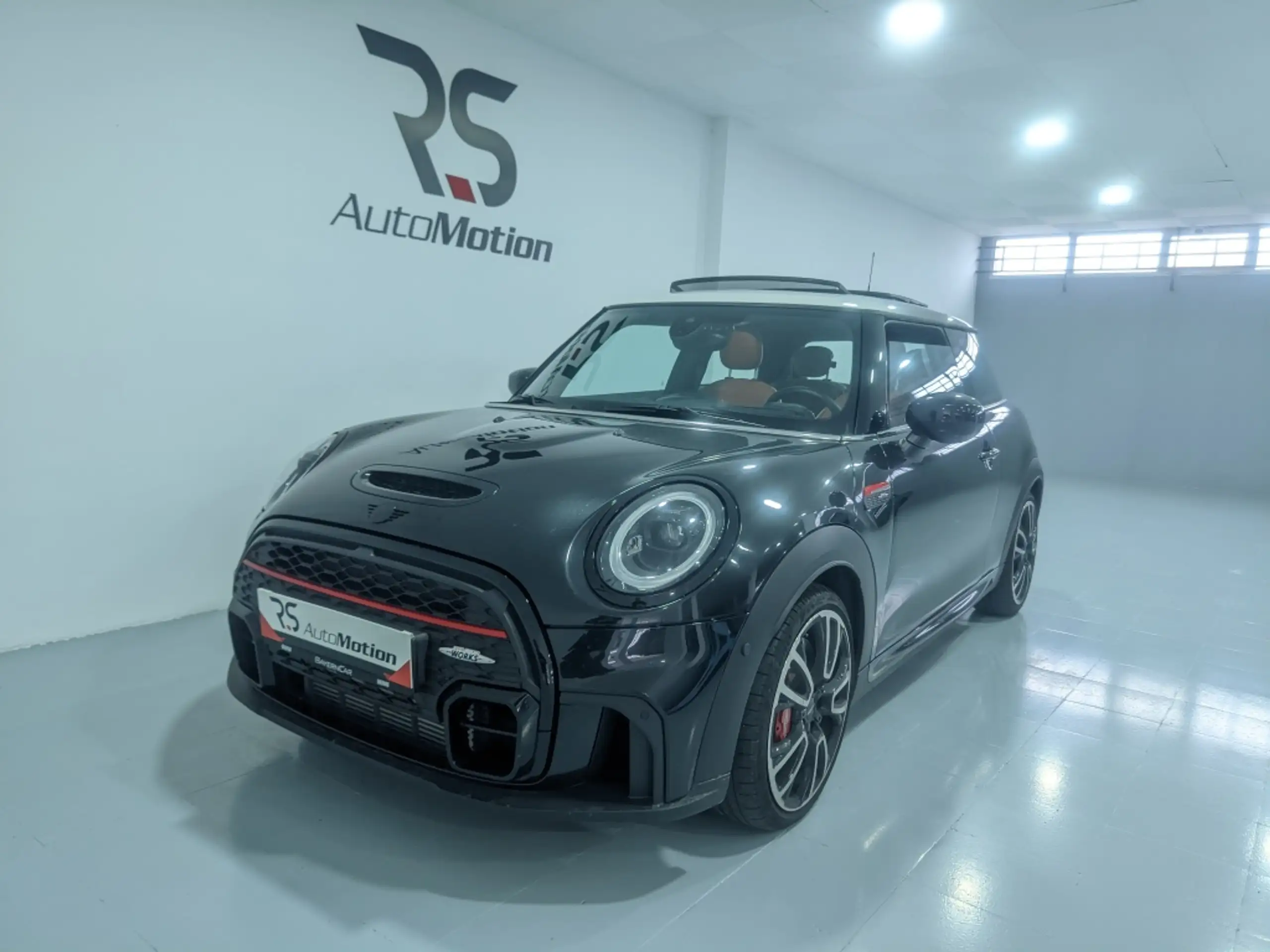 MINI - John Cooper Works Cabrio