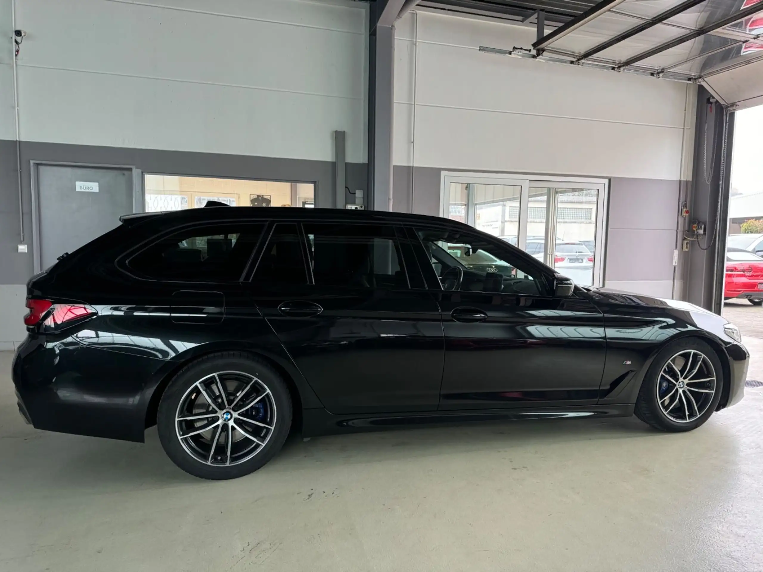 BMW - 540