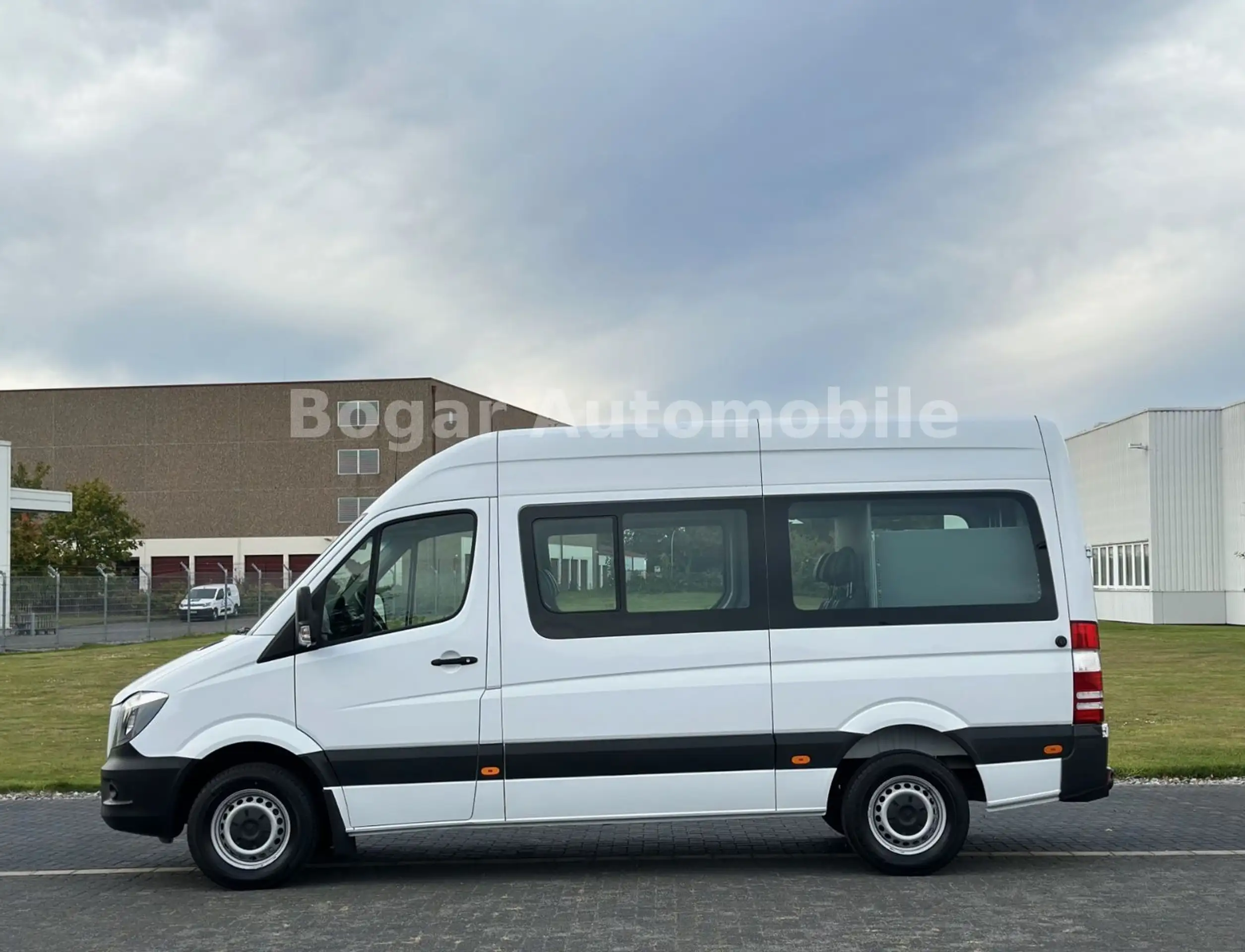 Mercedes-Benz - Sprinter