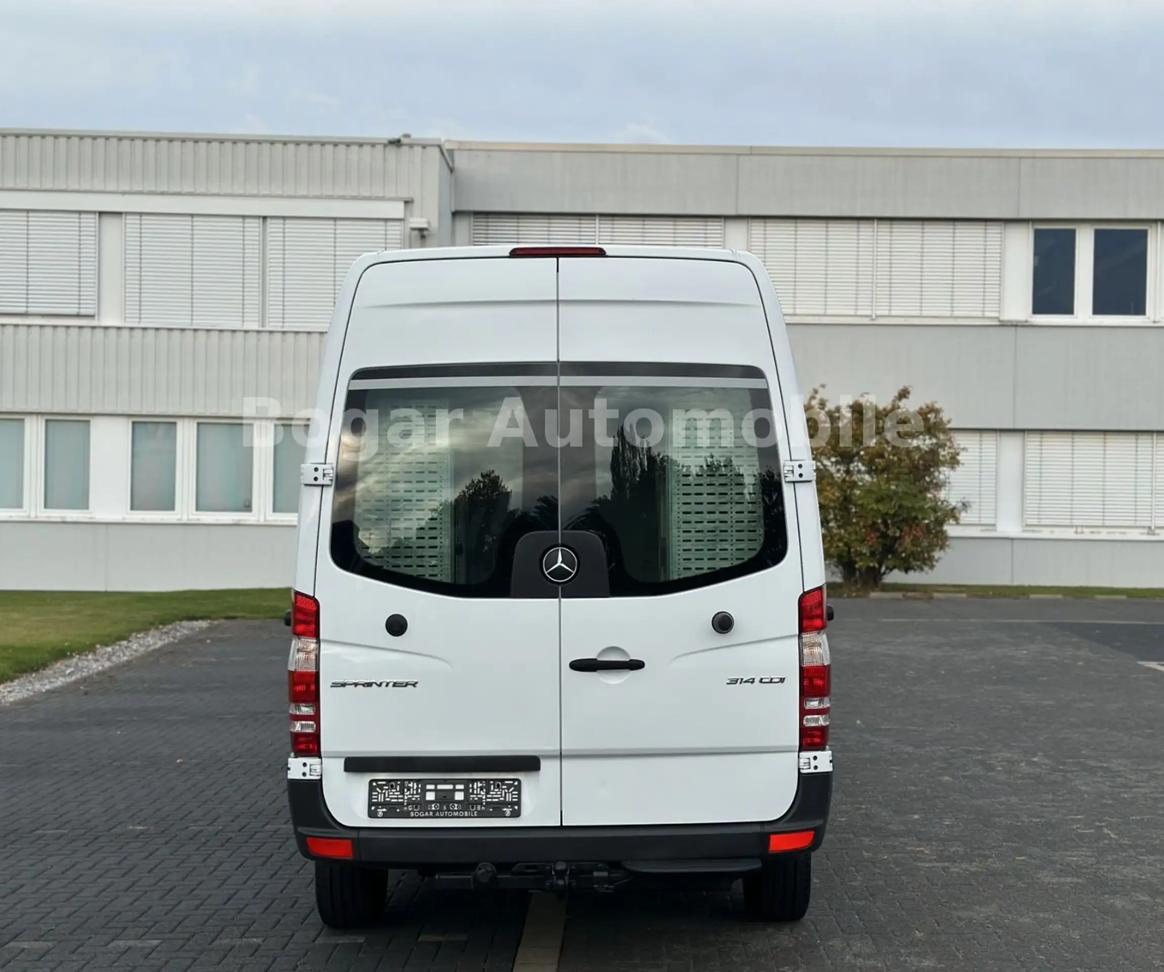 Mercedes-Benz - Sprinter