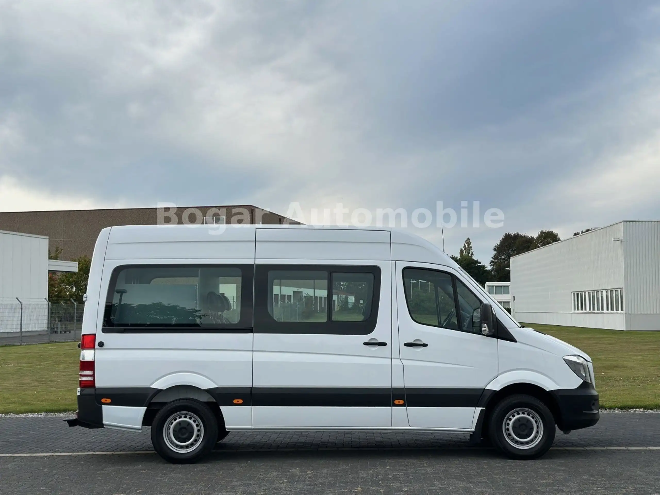 Mercedes-Benz - Sprinter