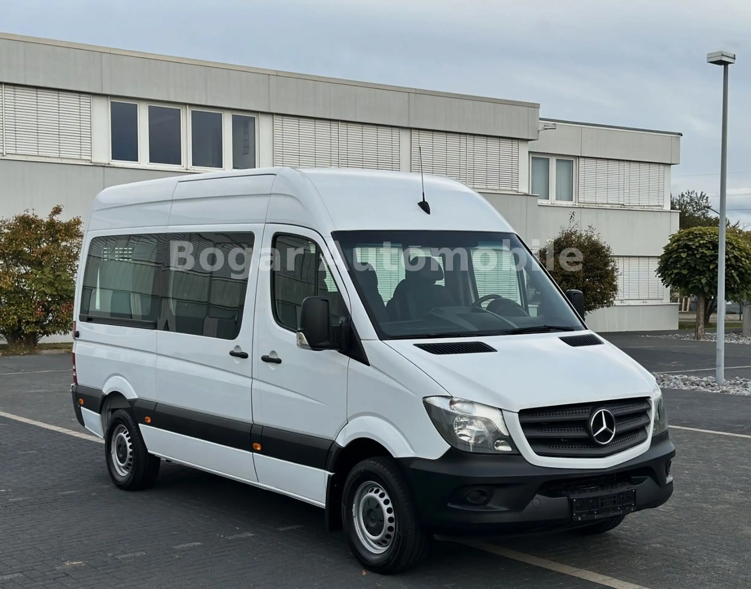 Mercedes-Benz - Sprinter