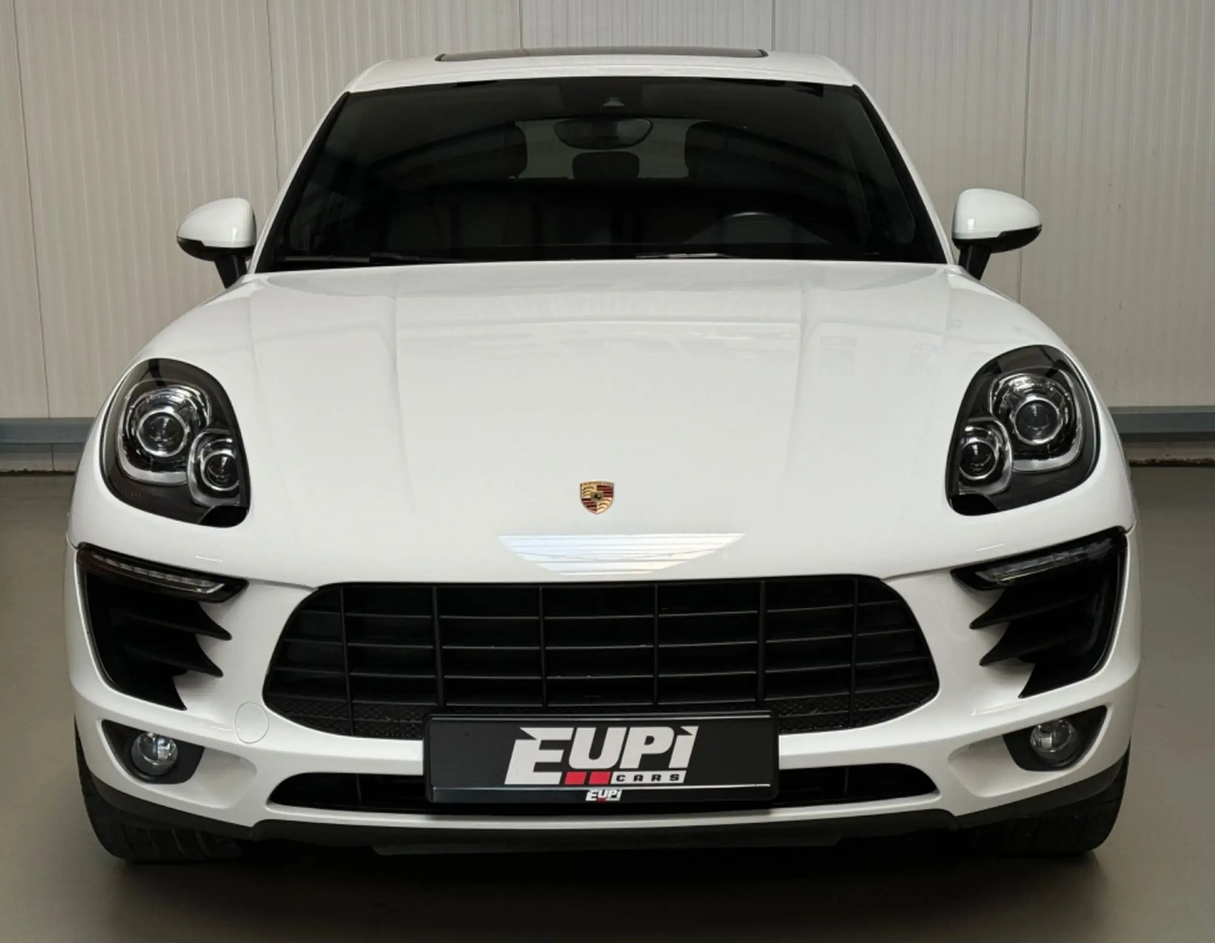 Porsche - Macan