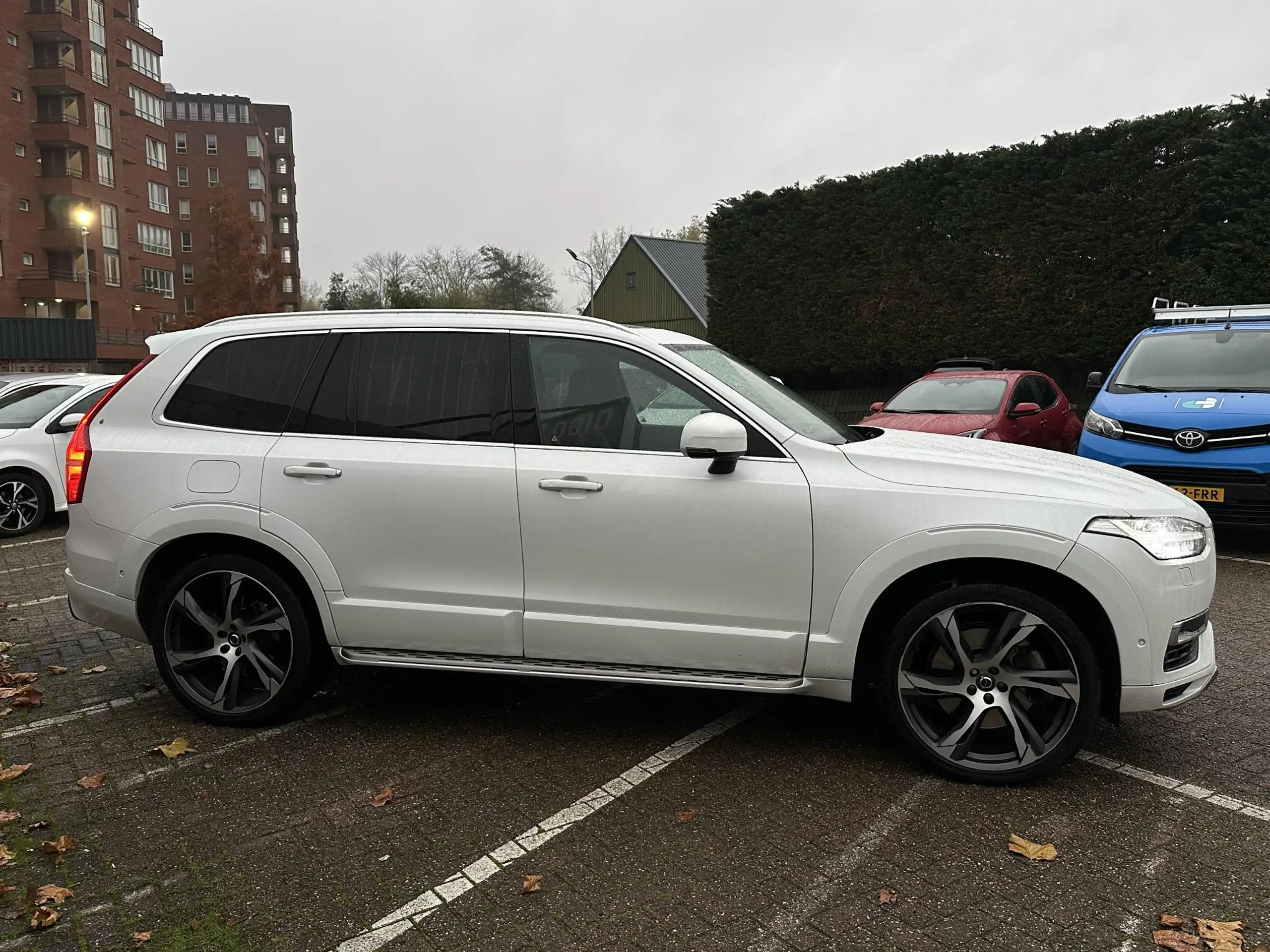 Volvo - XC90