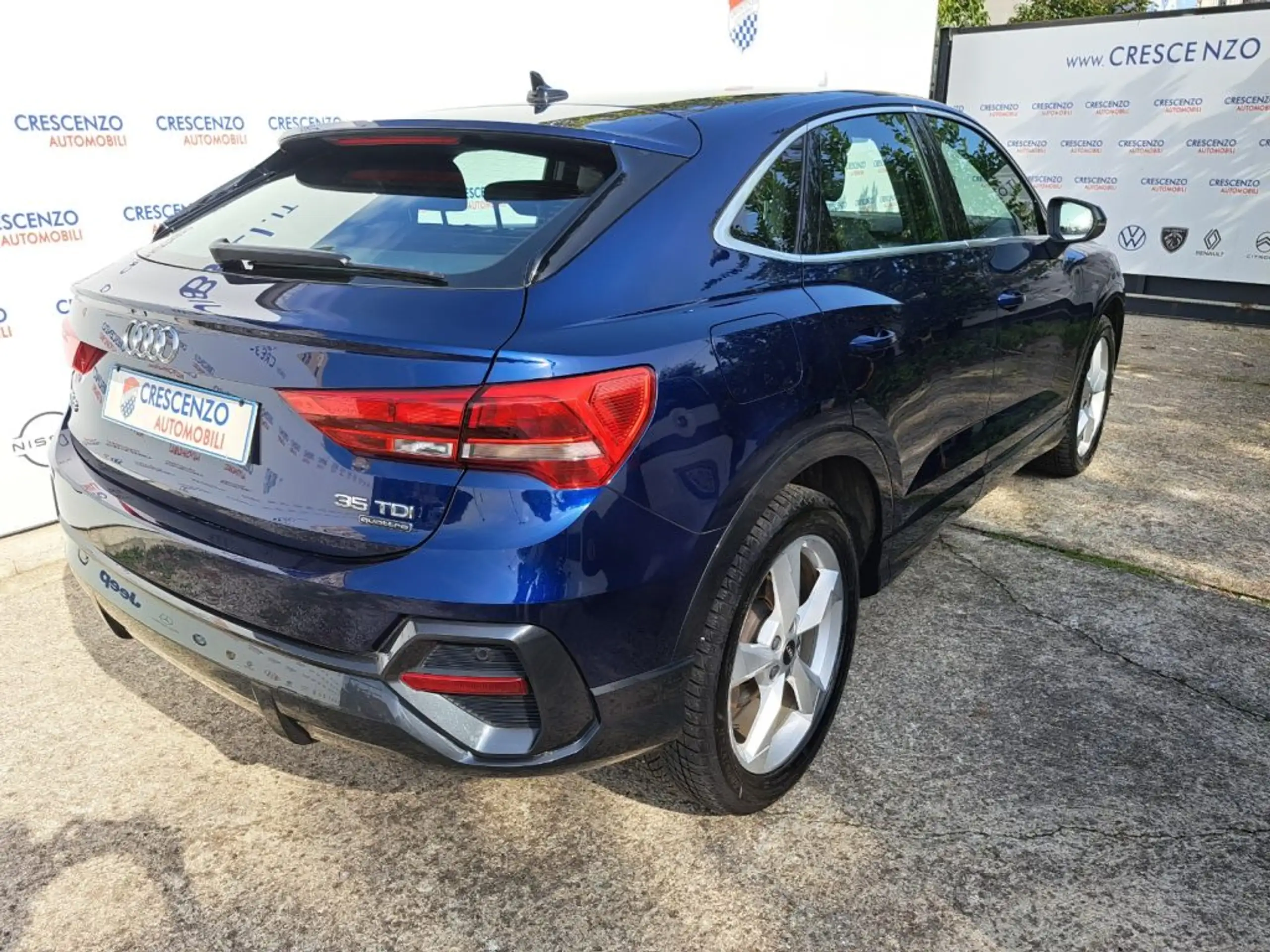 Audi - Q3