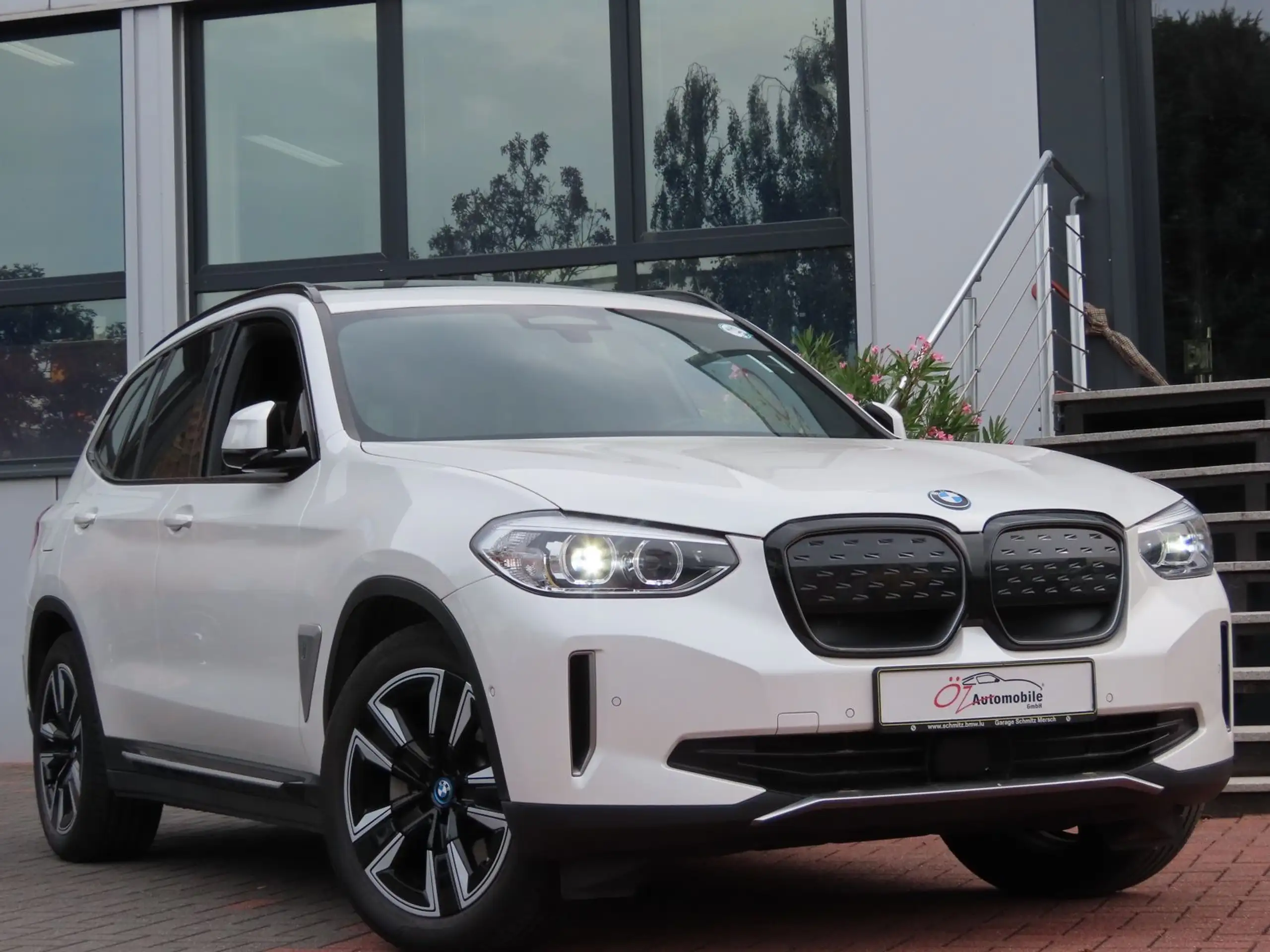 BMW iX3 2021