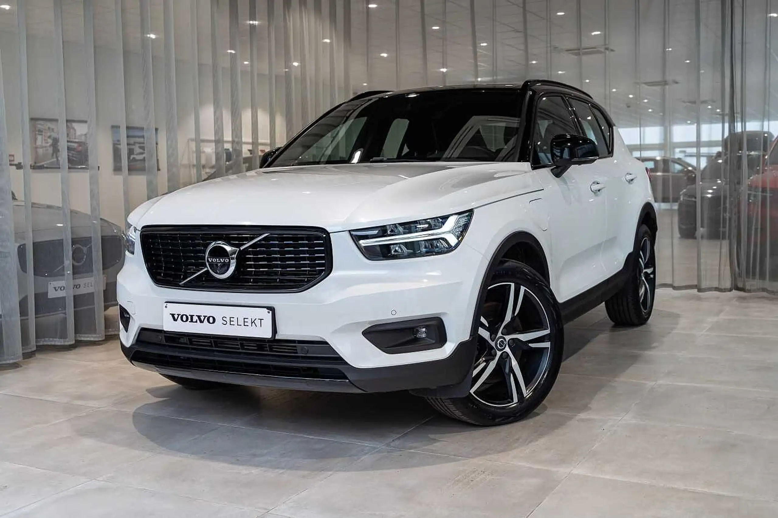 Volvo - XC40