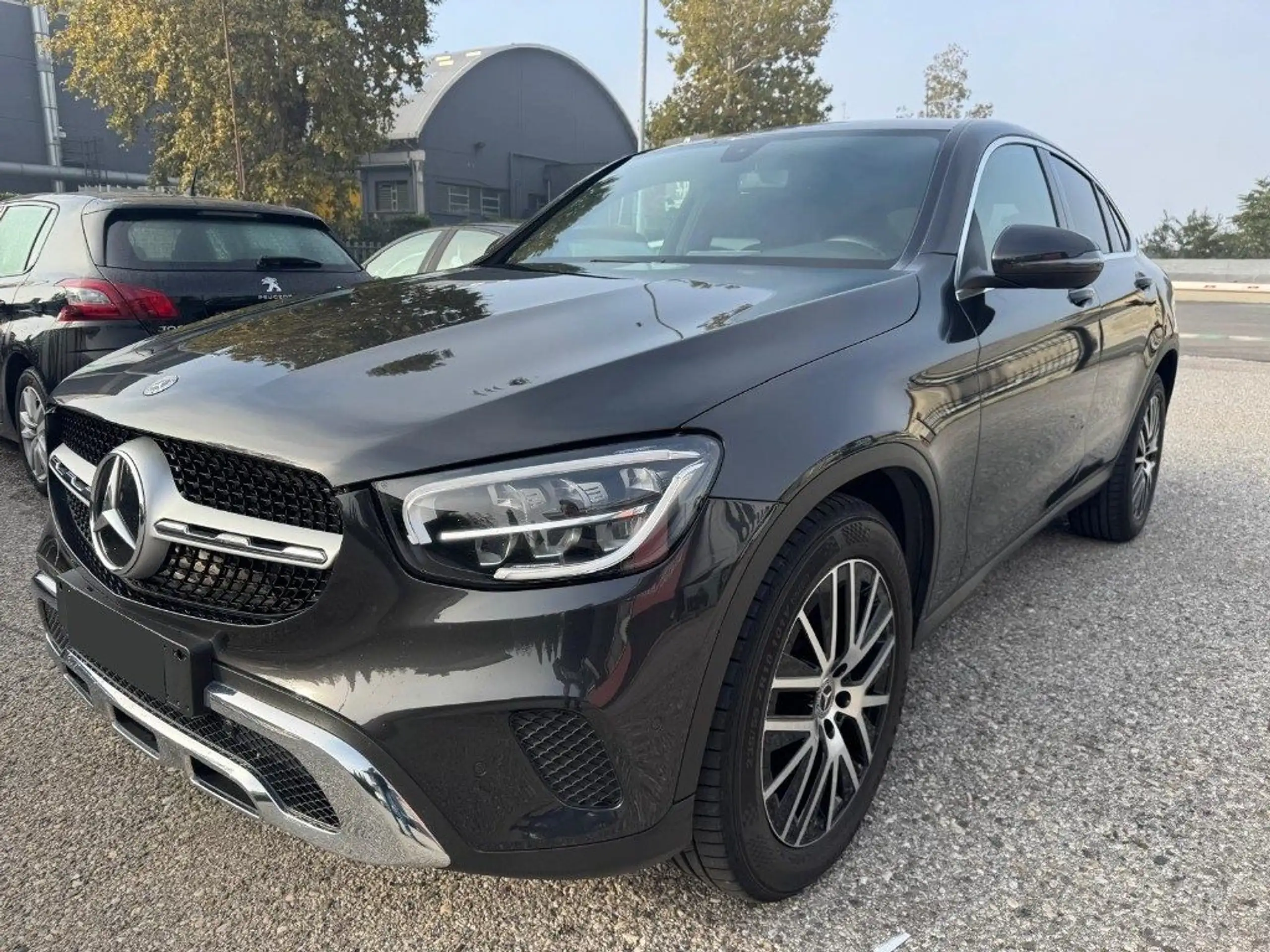 Mercedes-Benz - GLC 220