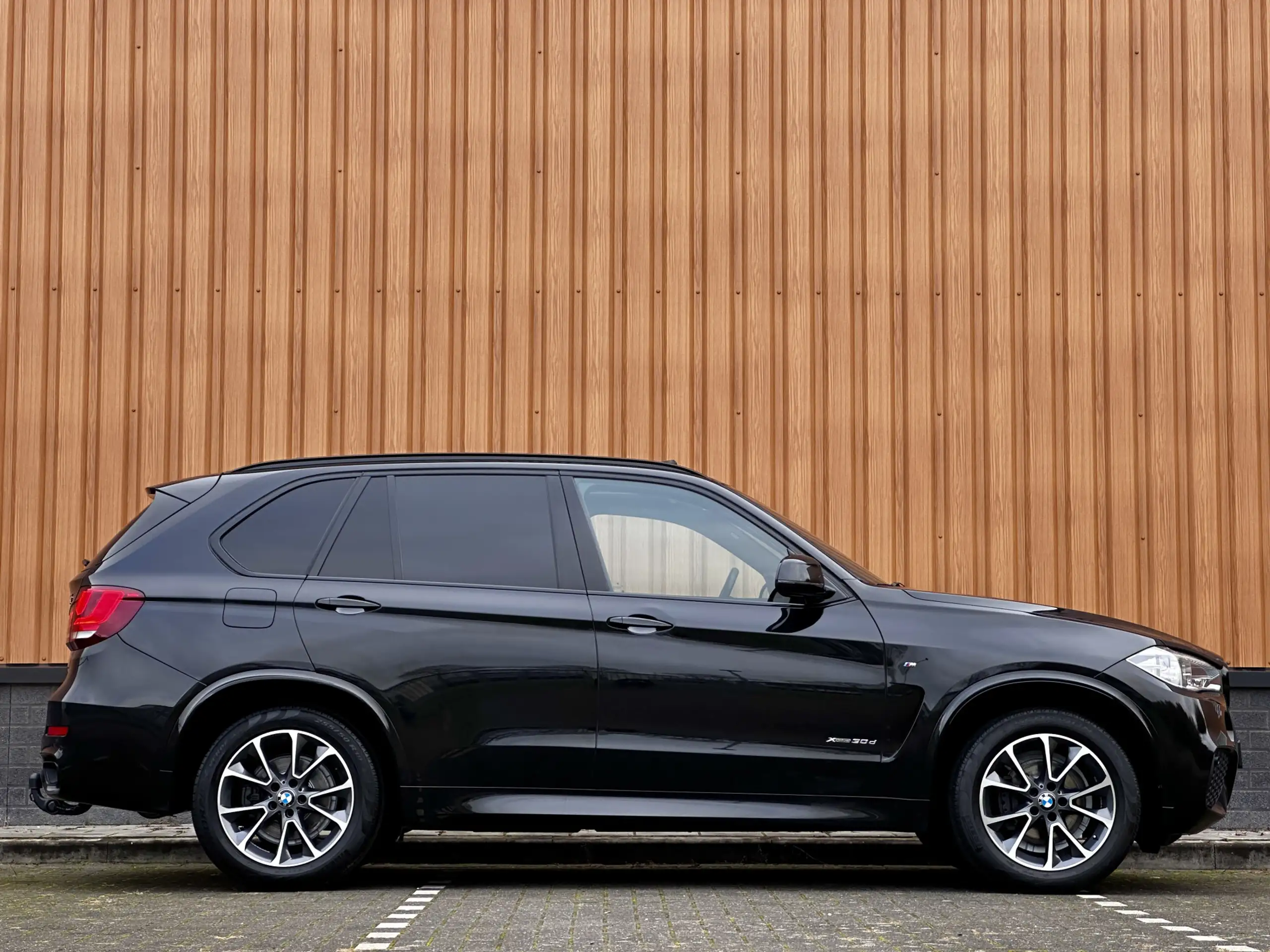 BMW - X5