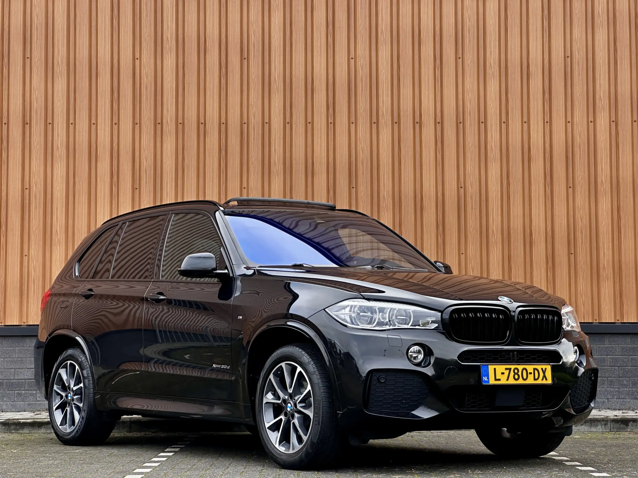 BMW - X5