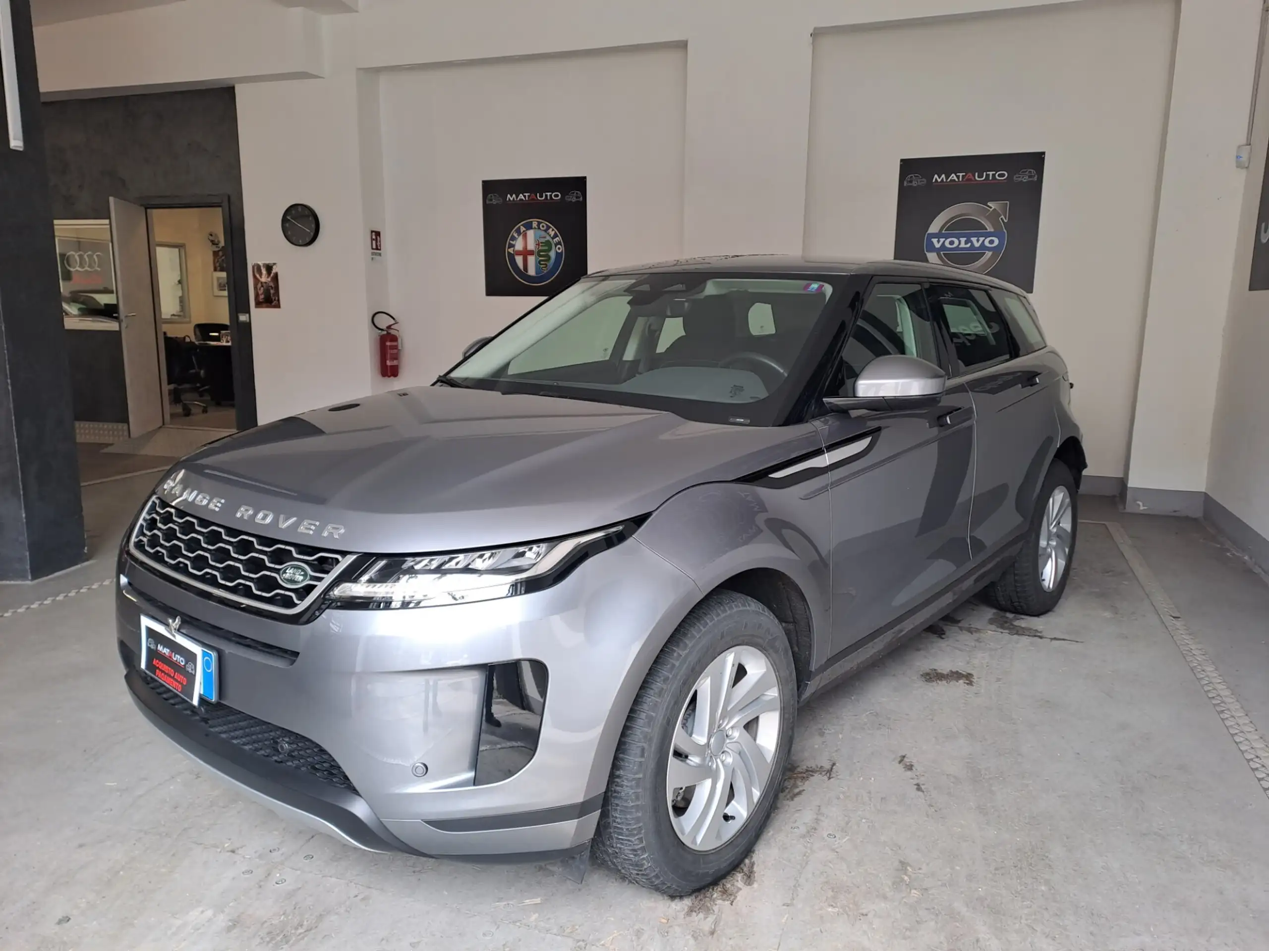 Land Rover - Range Rover Evoque