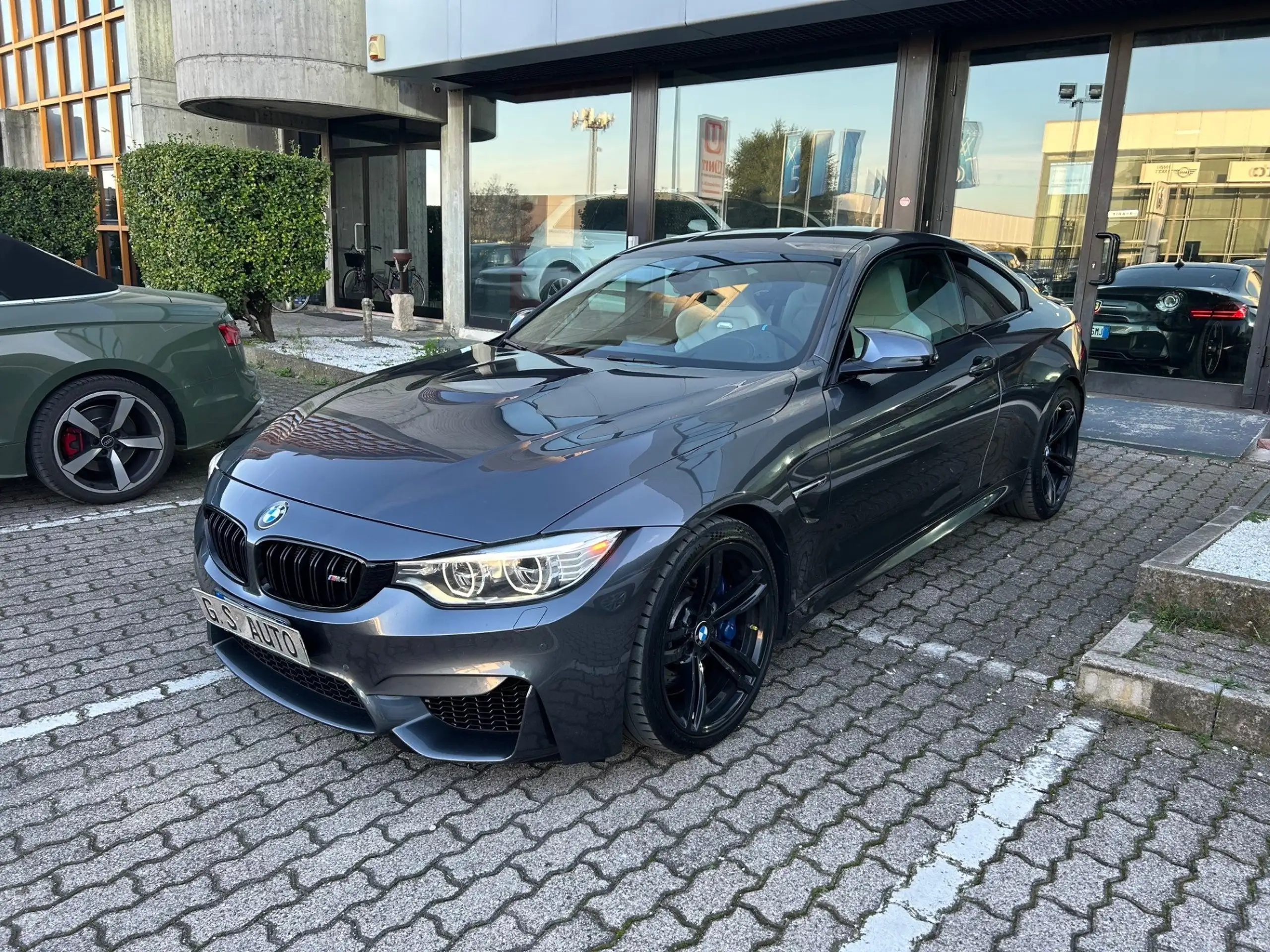 BMW M4 2015