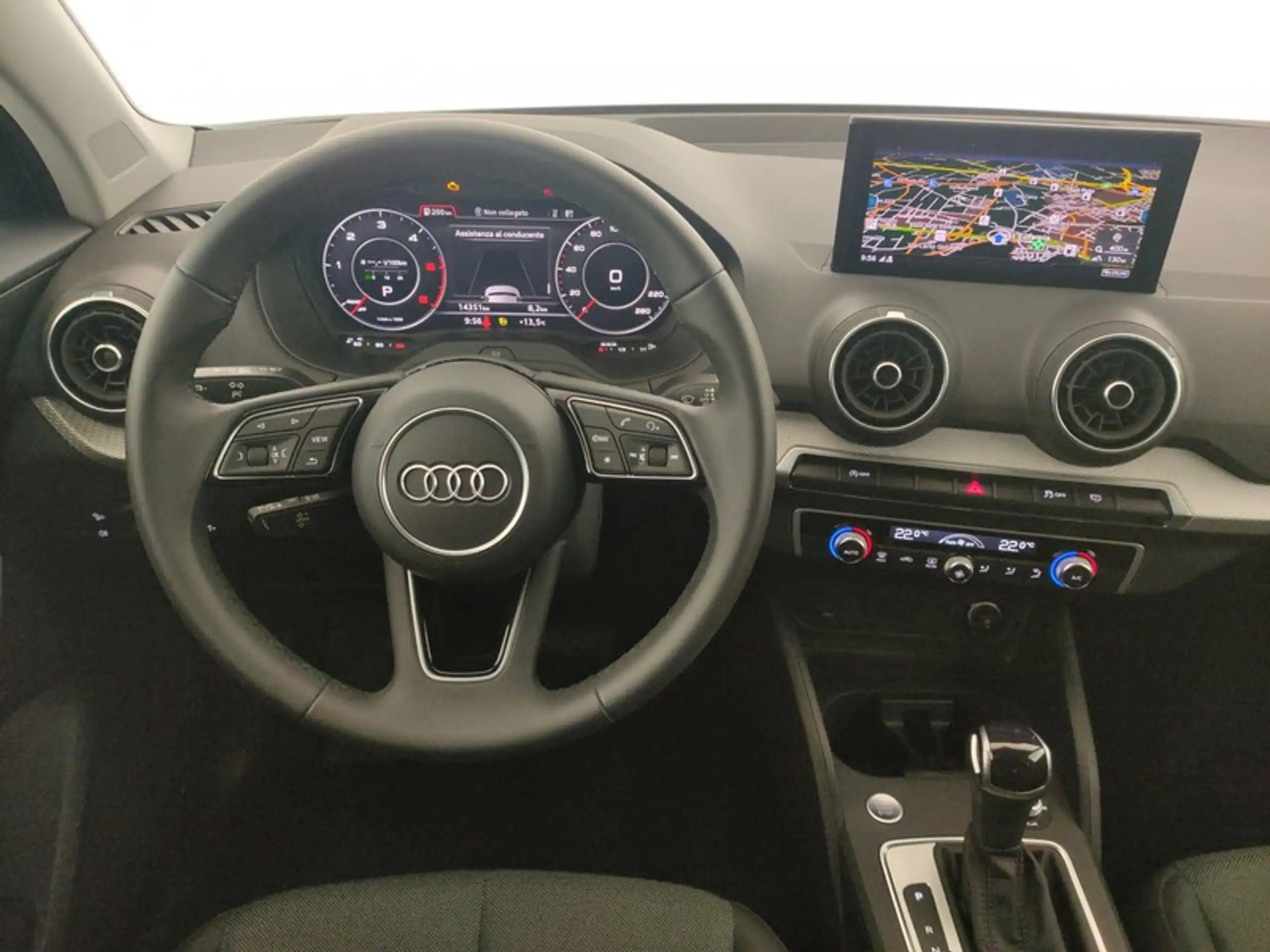 Audi - Q2