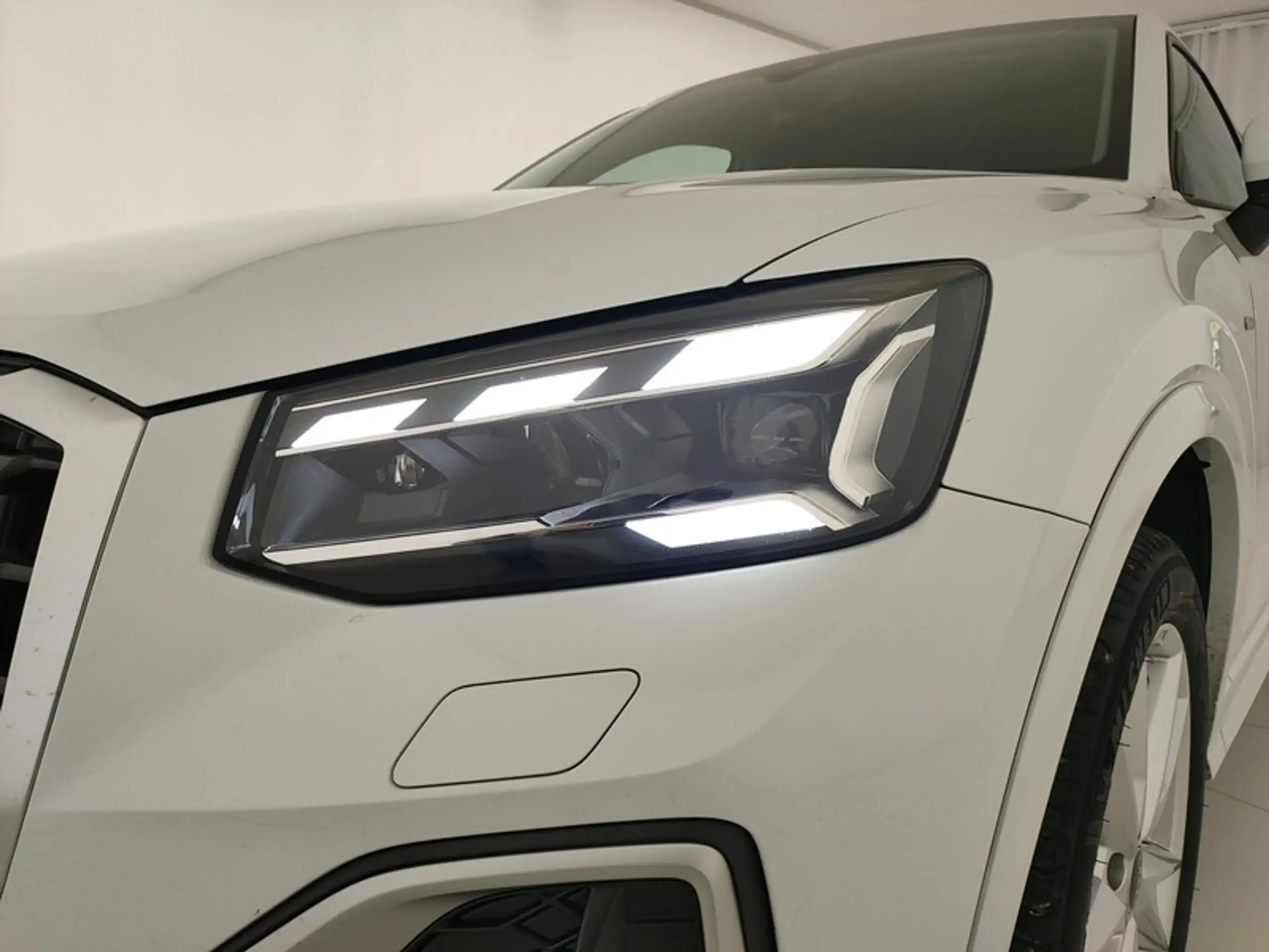 Audi - Q2