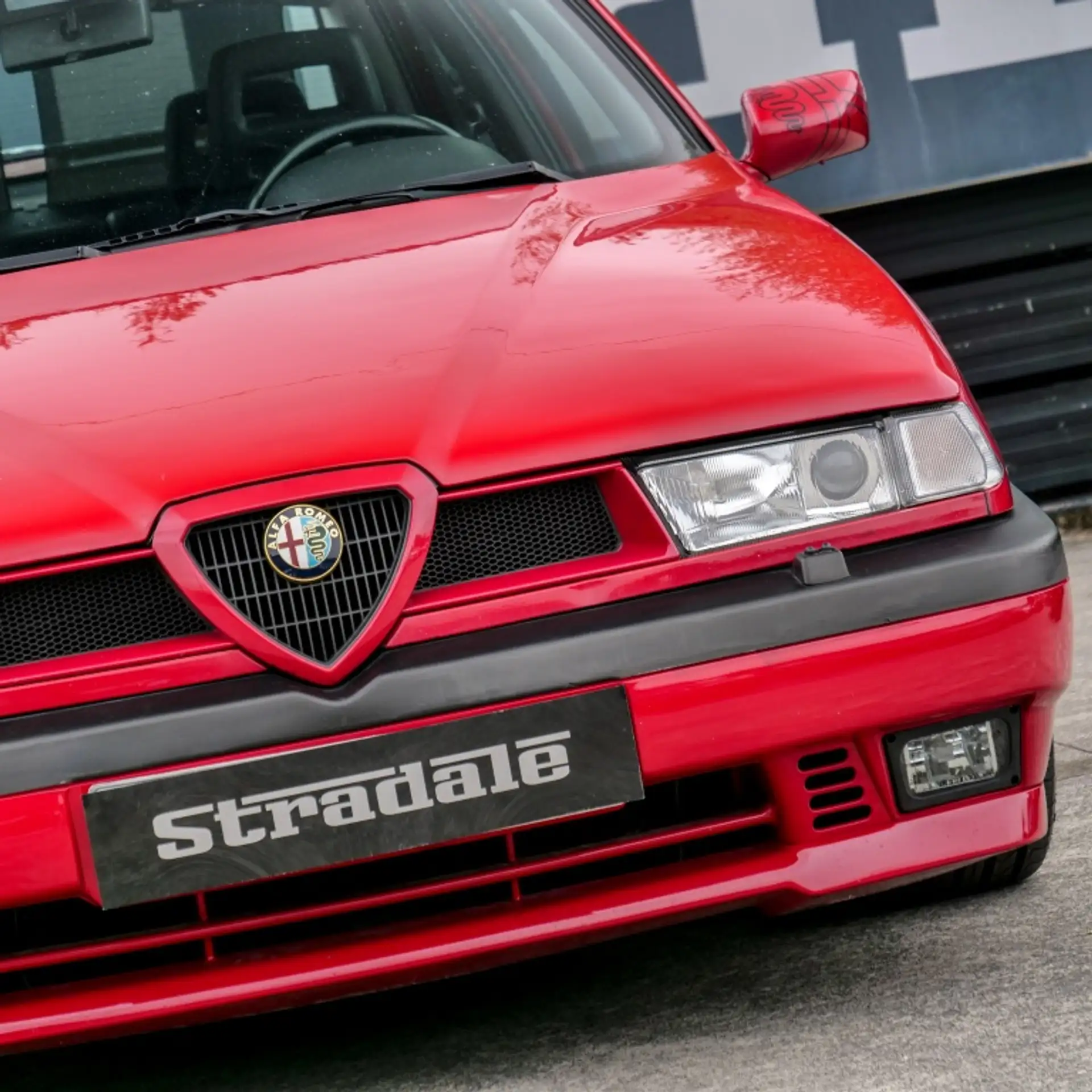 Alfa Romeo - 155