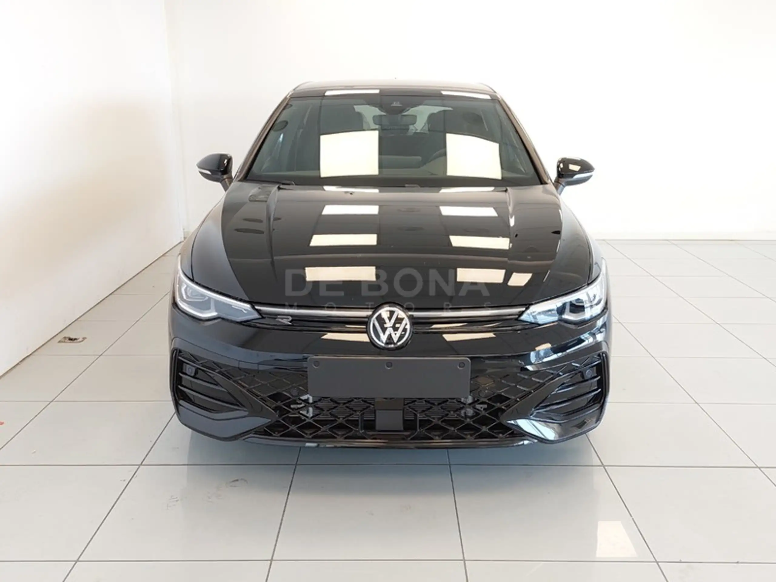 Volkswagen - Golf