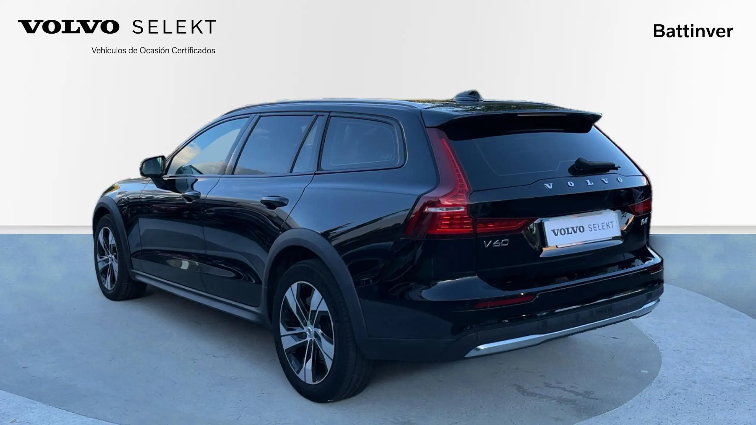 Volvo - V60 Cross Country