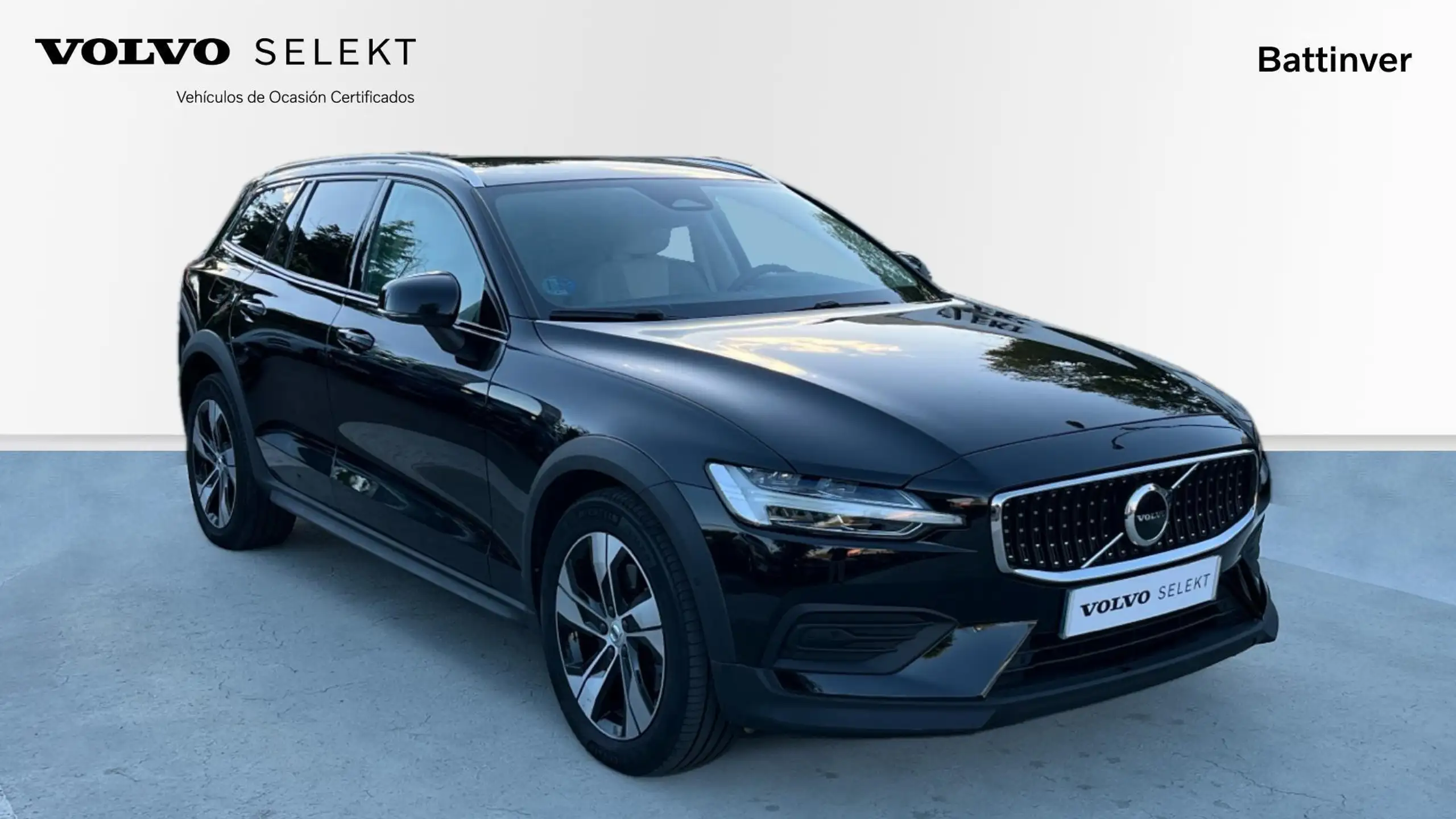 Volvo - V60 Cross Country