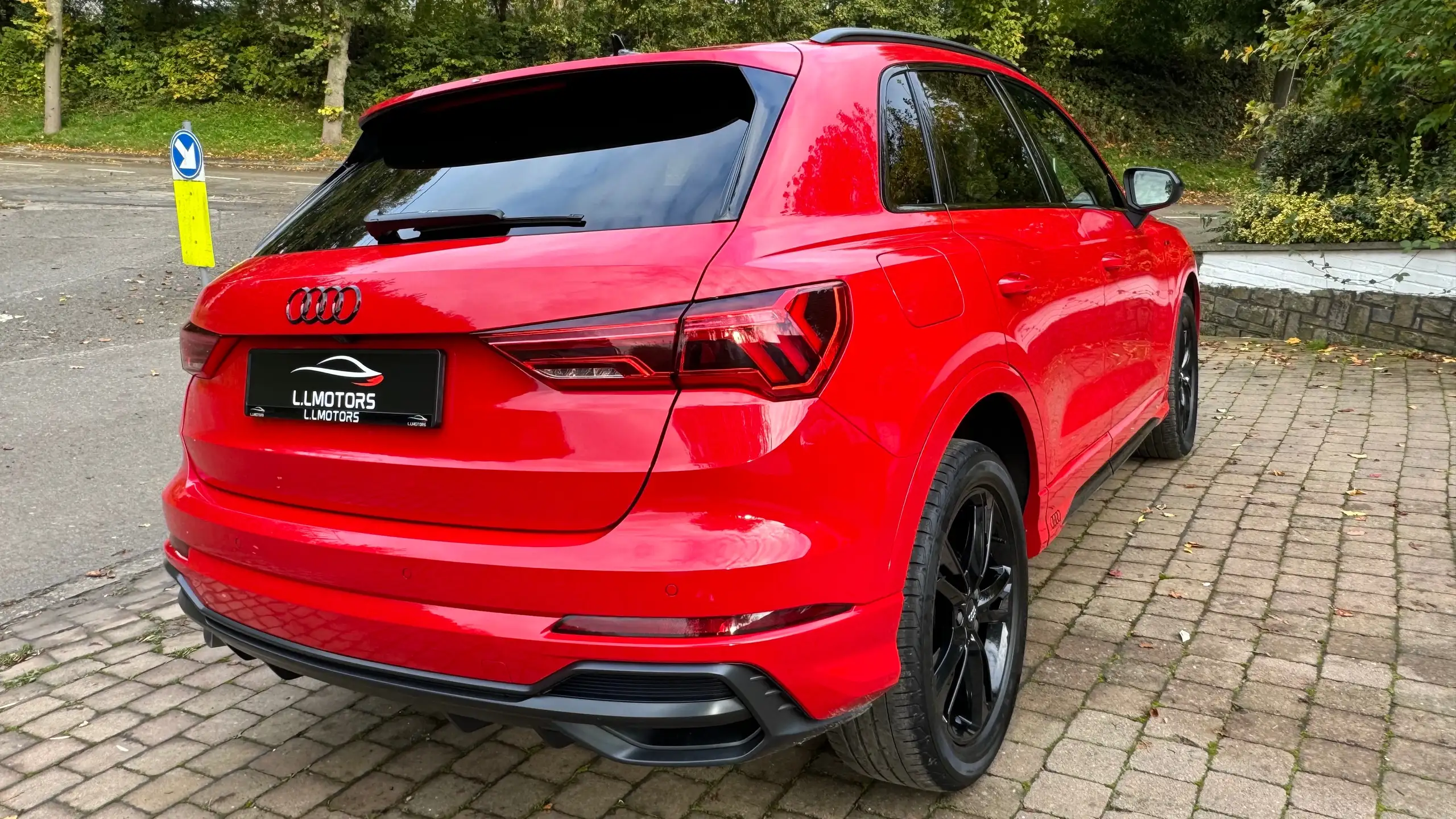 Audi - Q3