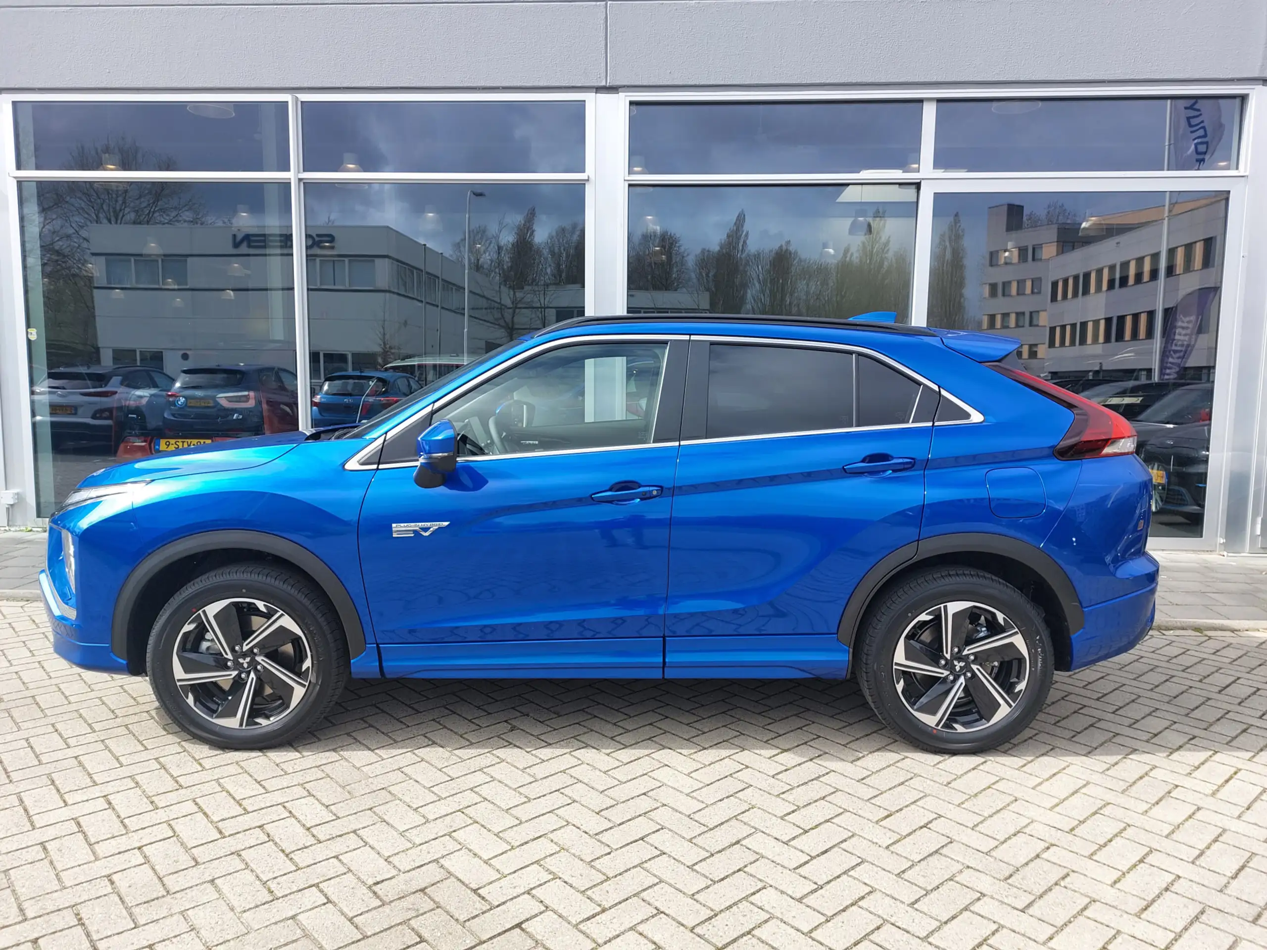 Mitsubishi - Eclipse Cross