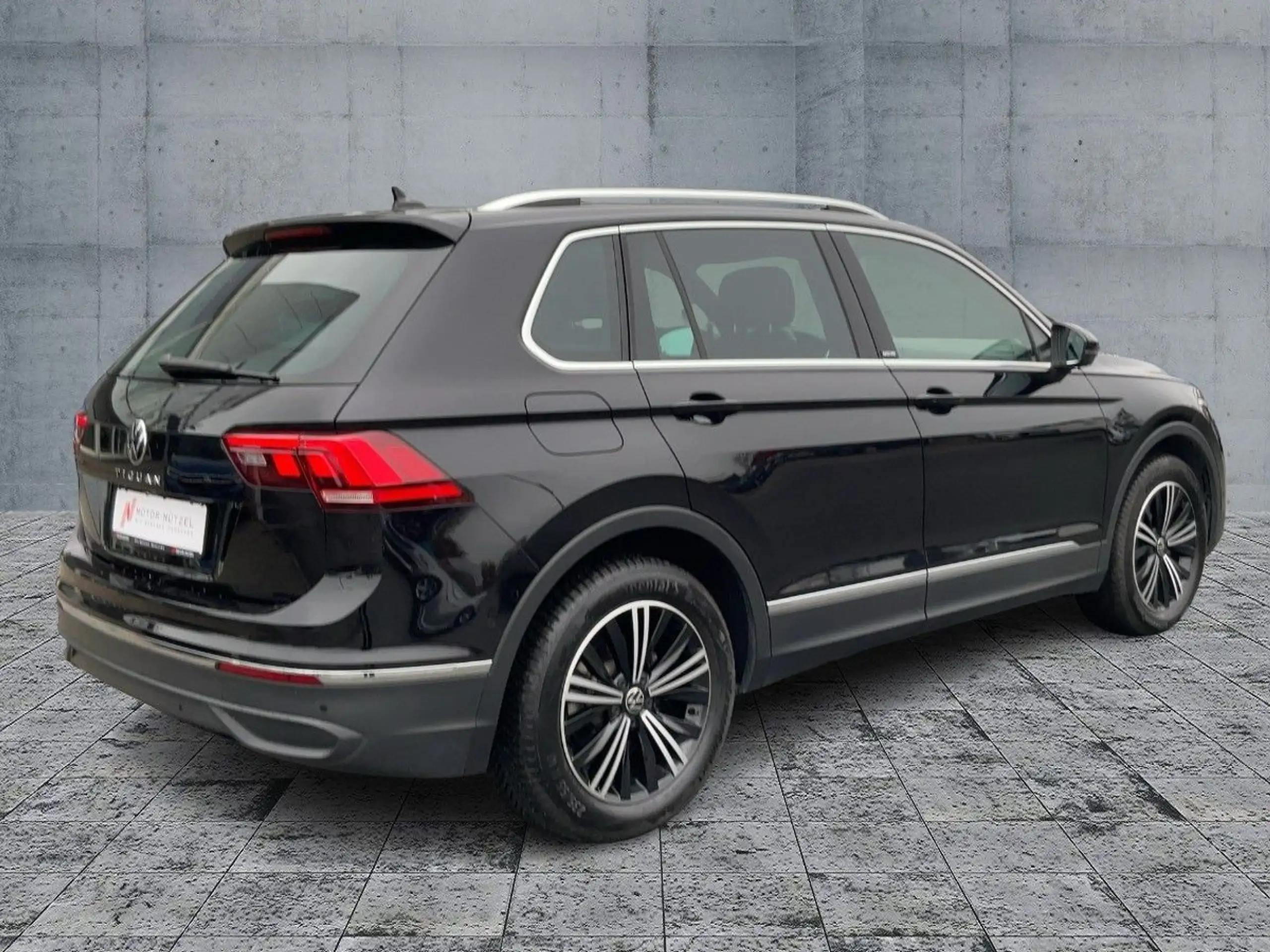 Volkswagen - Tiguan