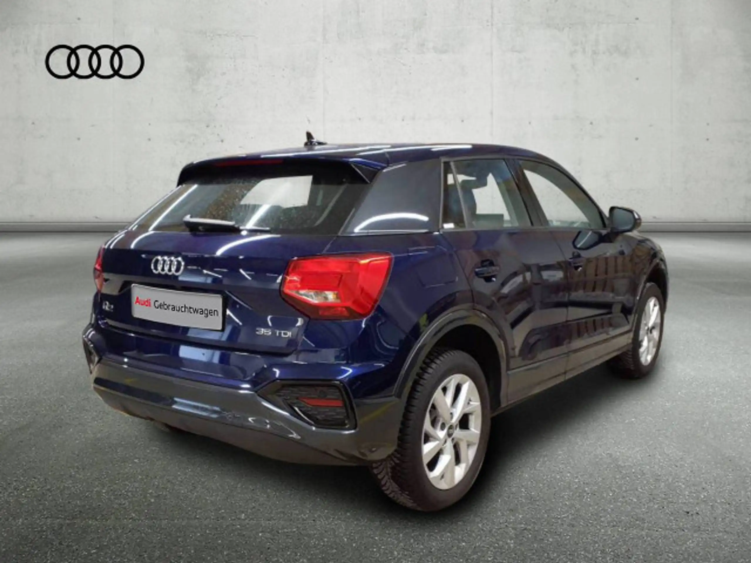 Audi - Q2