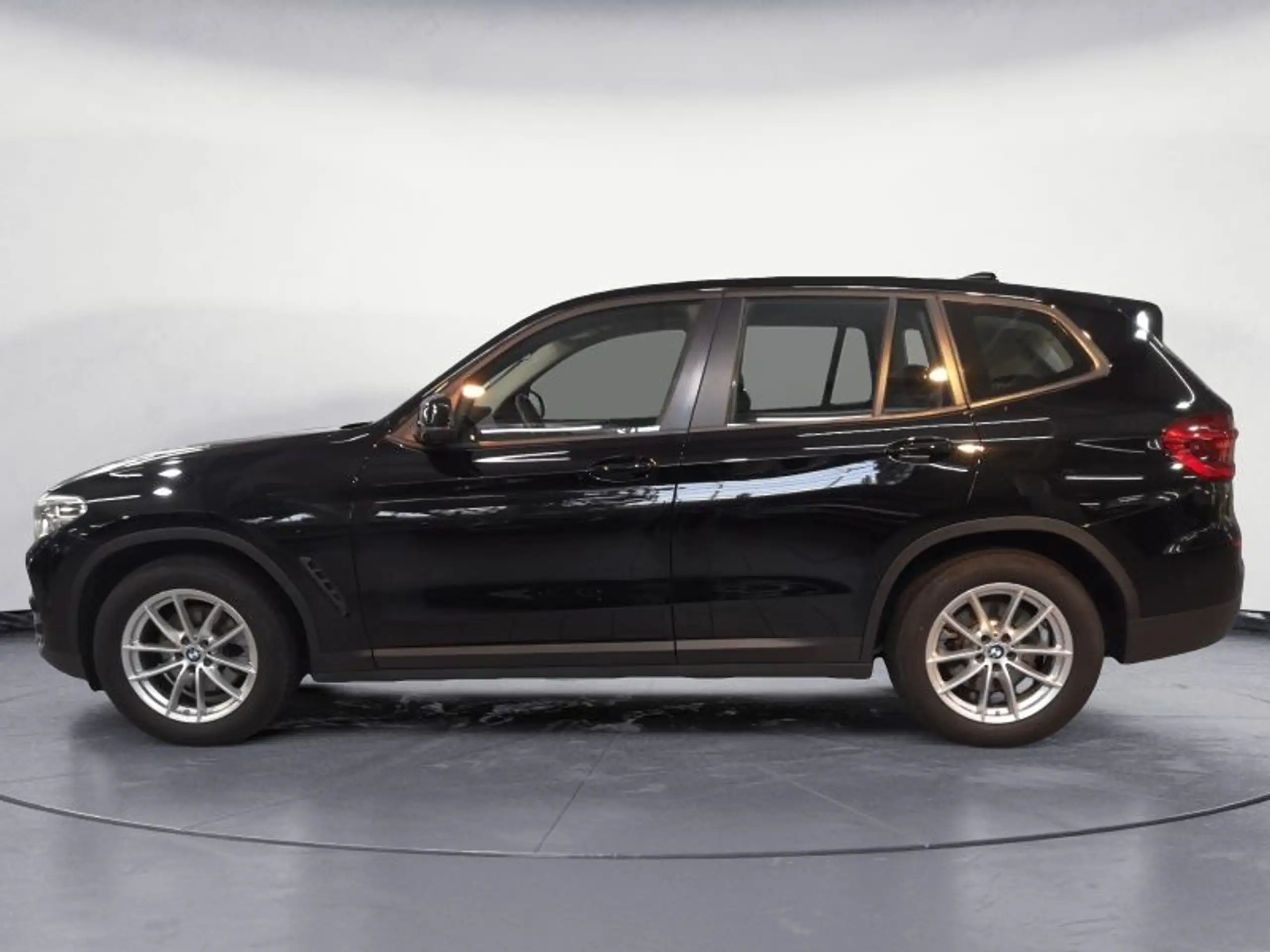 BMW - X3