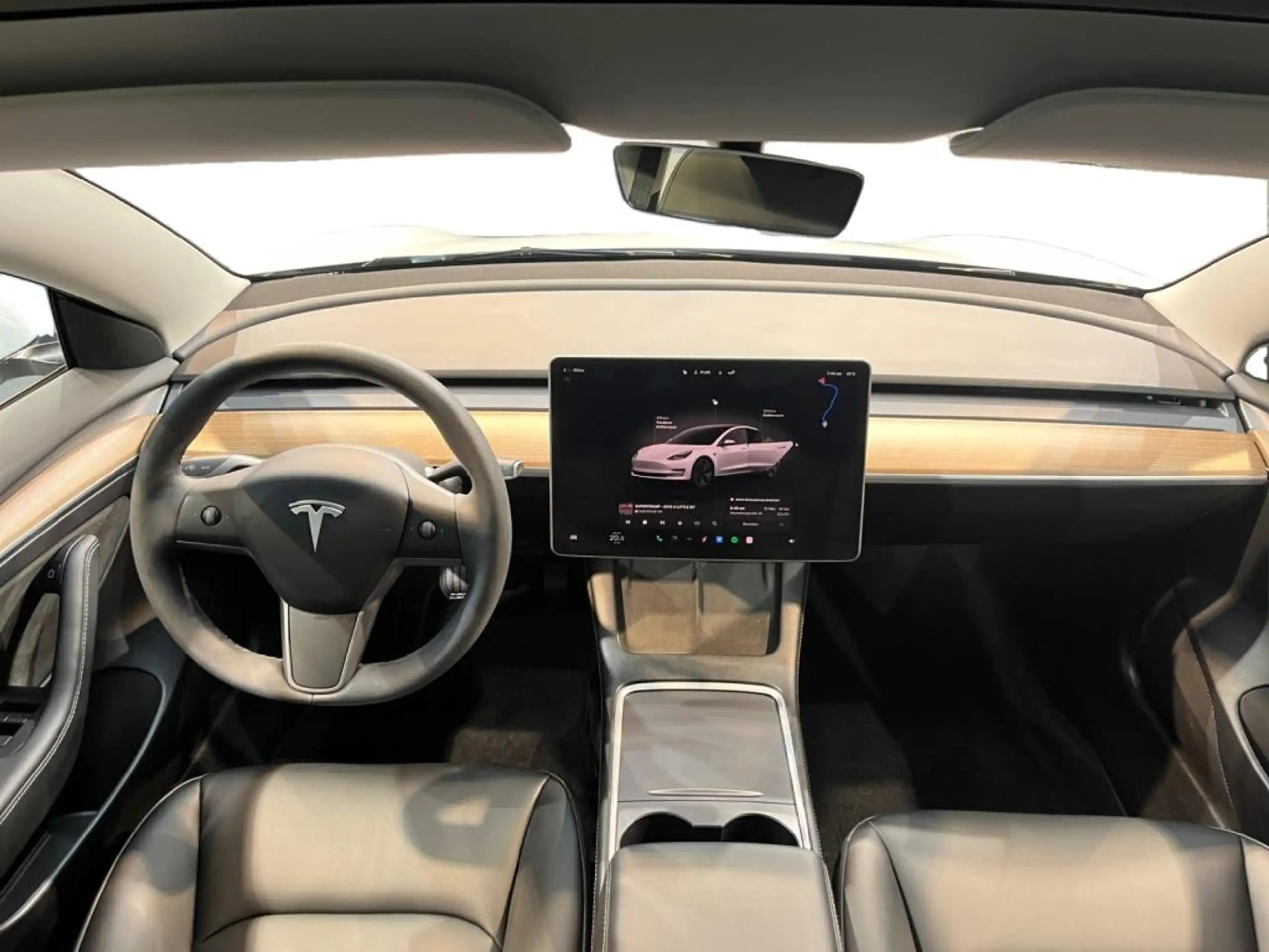 Tesla - Model 3