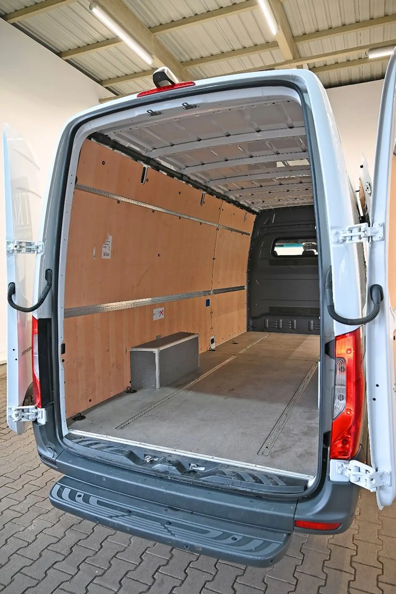 Mercedes-Benz - Sprinter