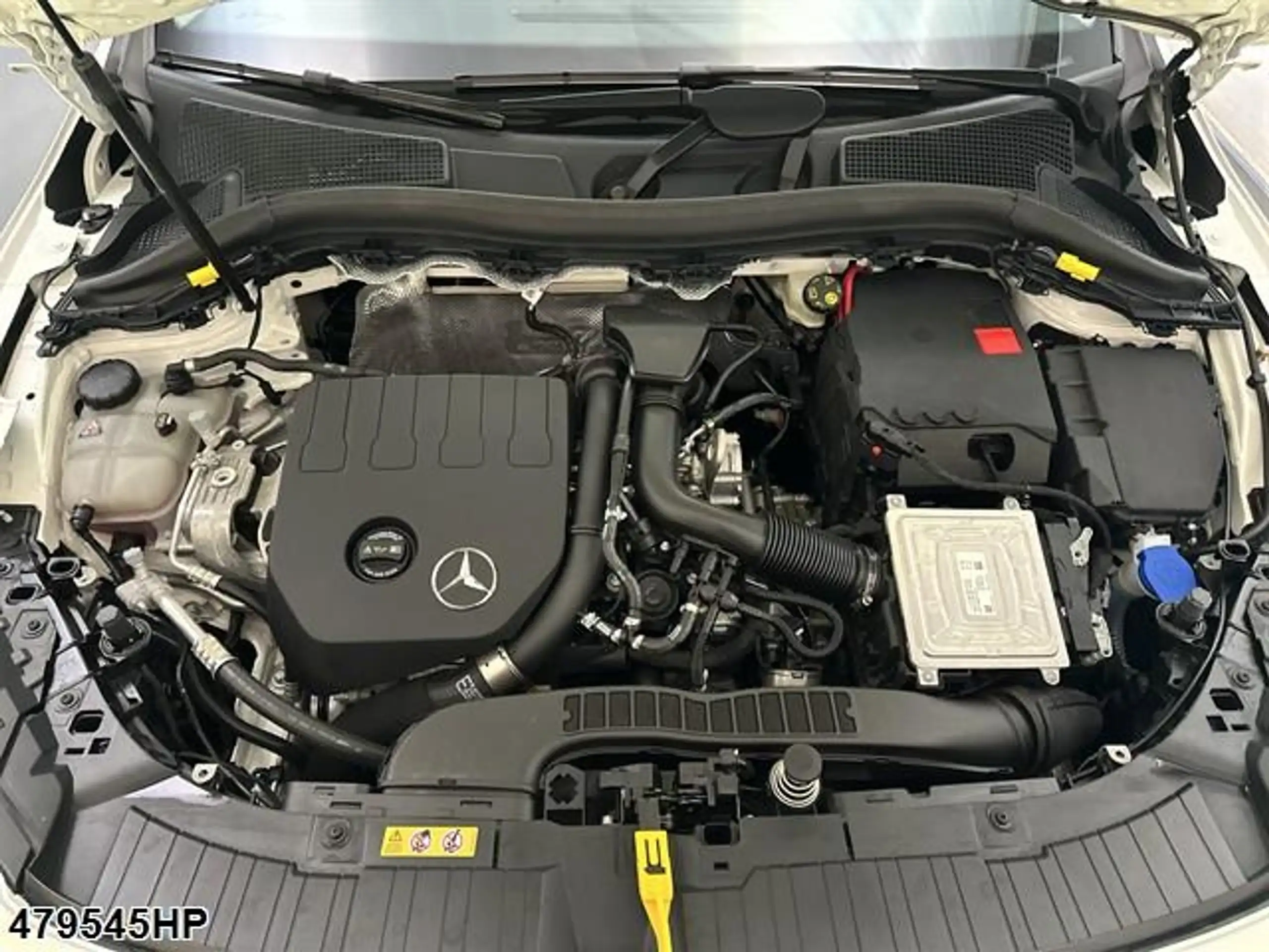 Mercedes-Benz - GLA 200