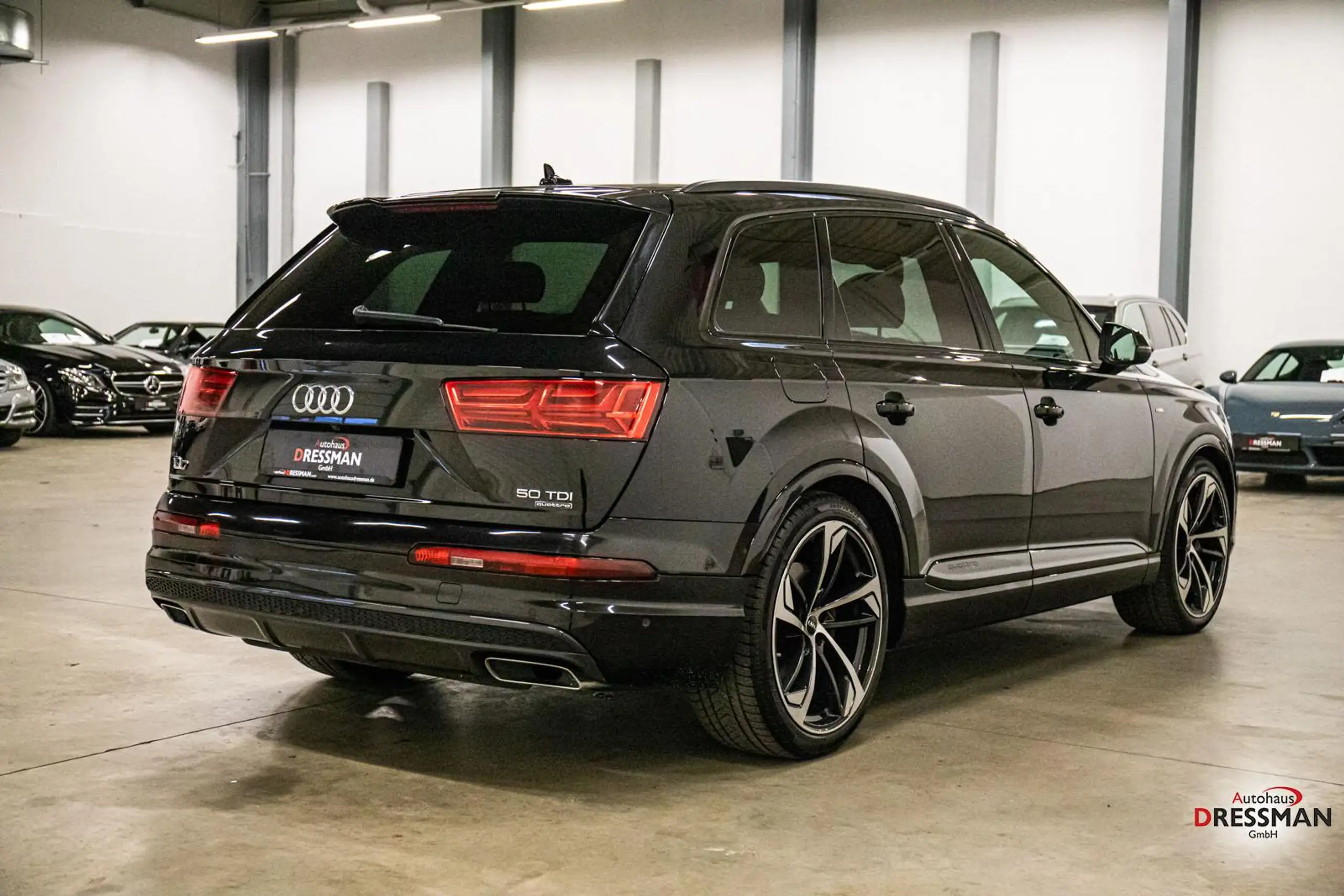 Audi - Q7