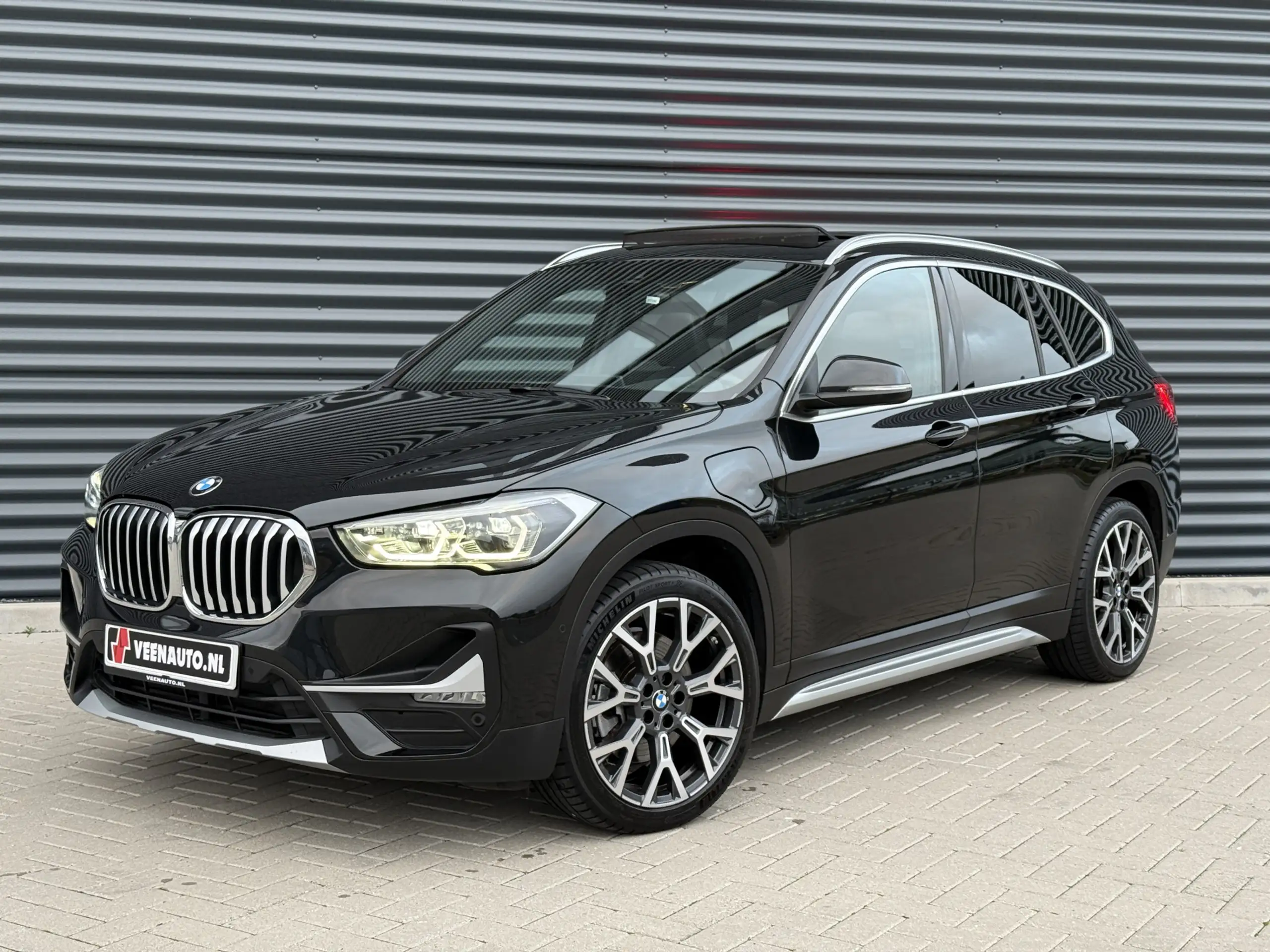 BMW - X1