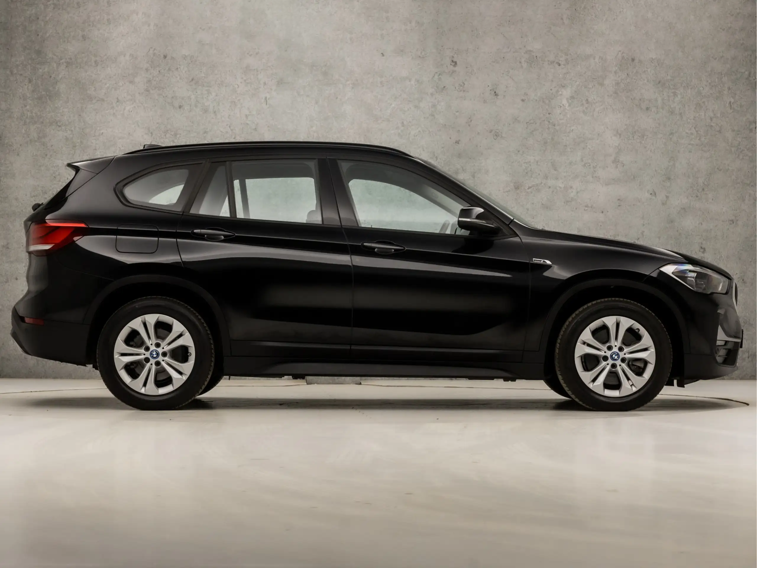 BMW - X1