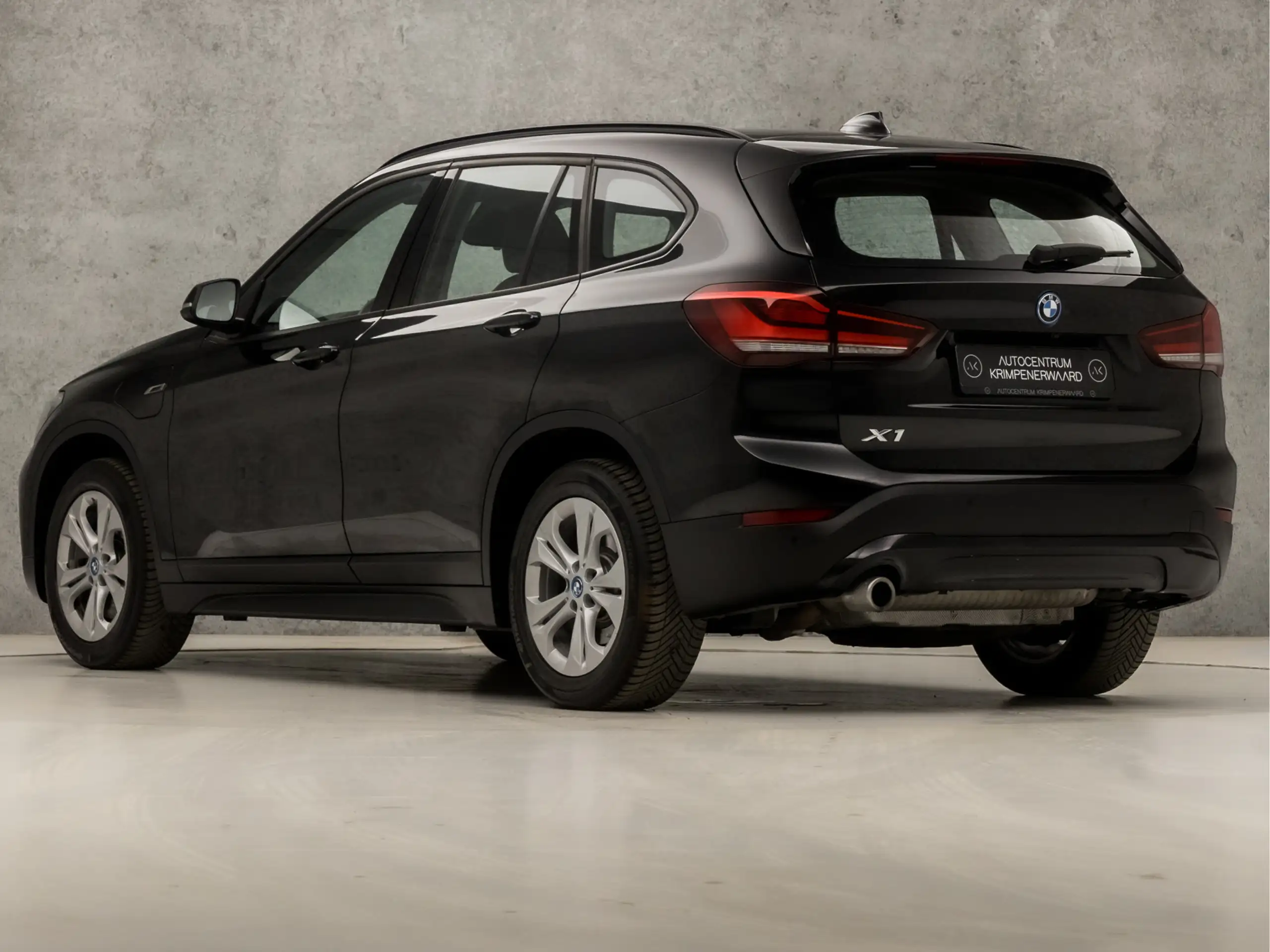 BMW - X1