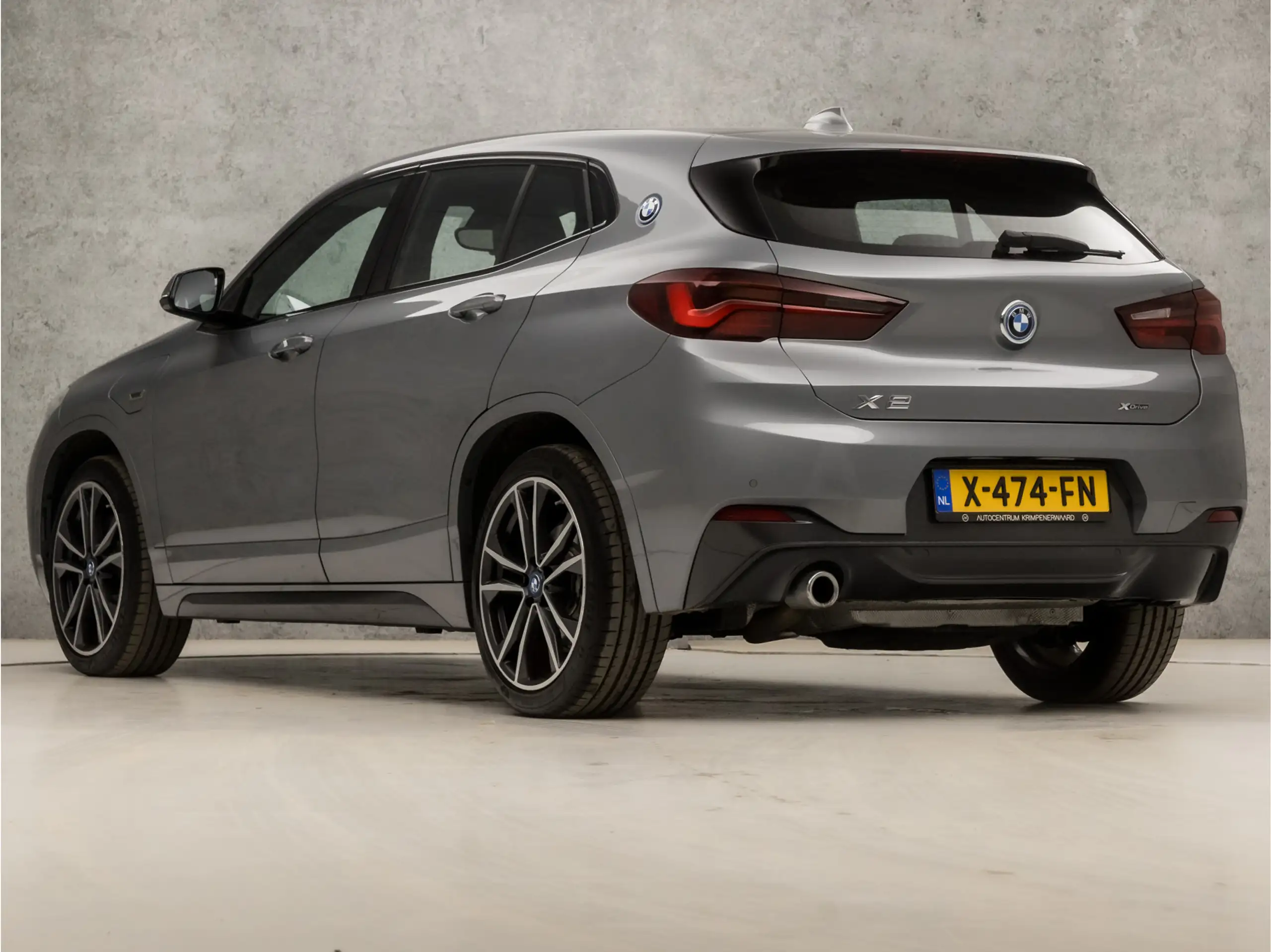 BMW - X2