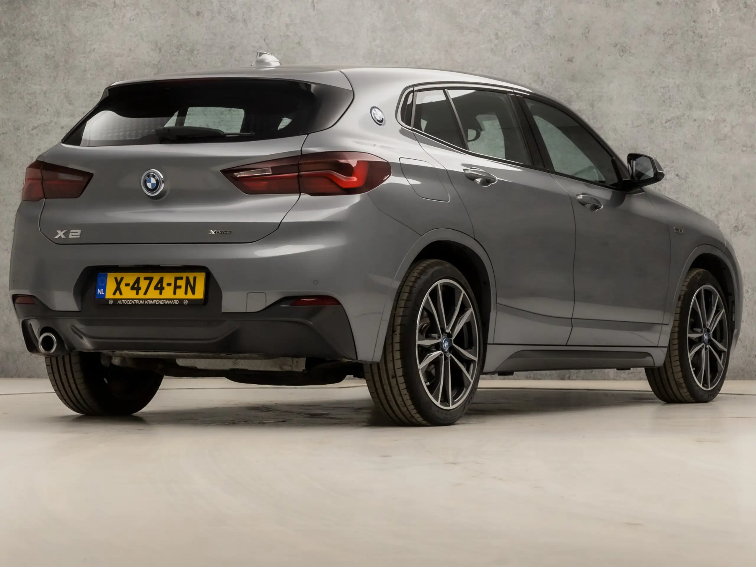 BMW - X2