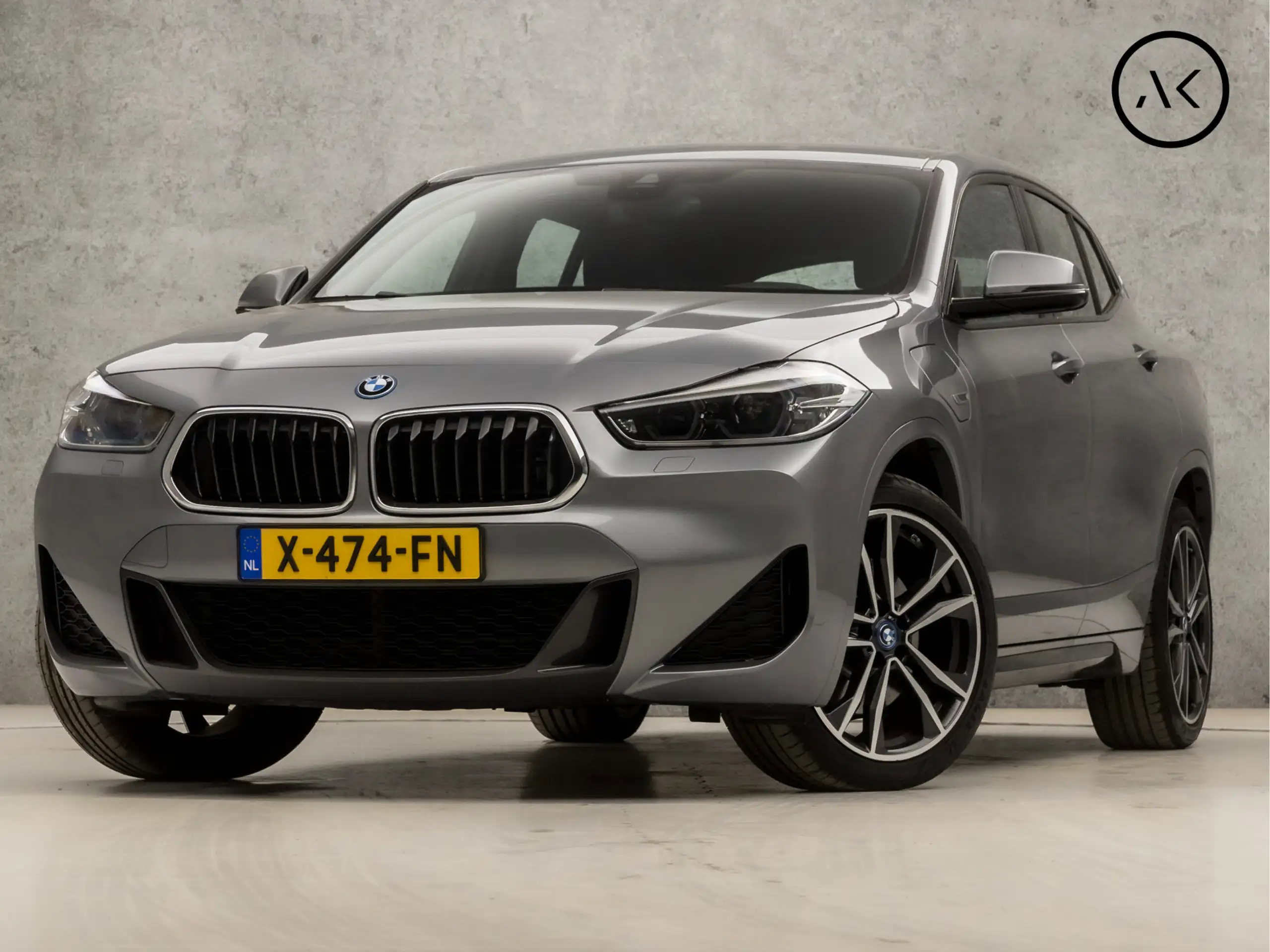 BMW - X2