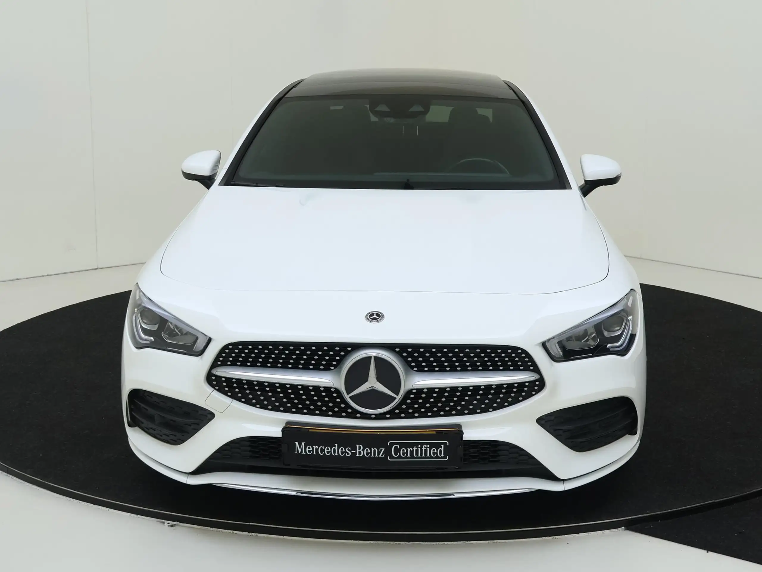 Mercedes-Benz - CLA 180