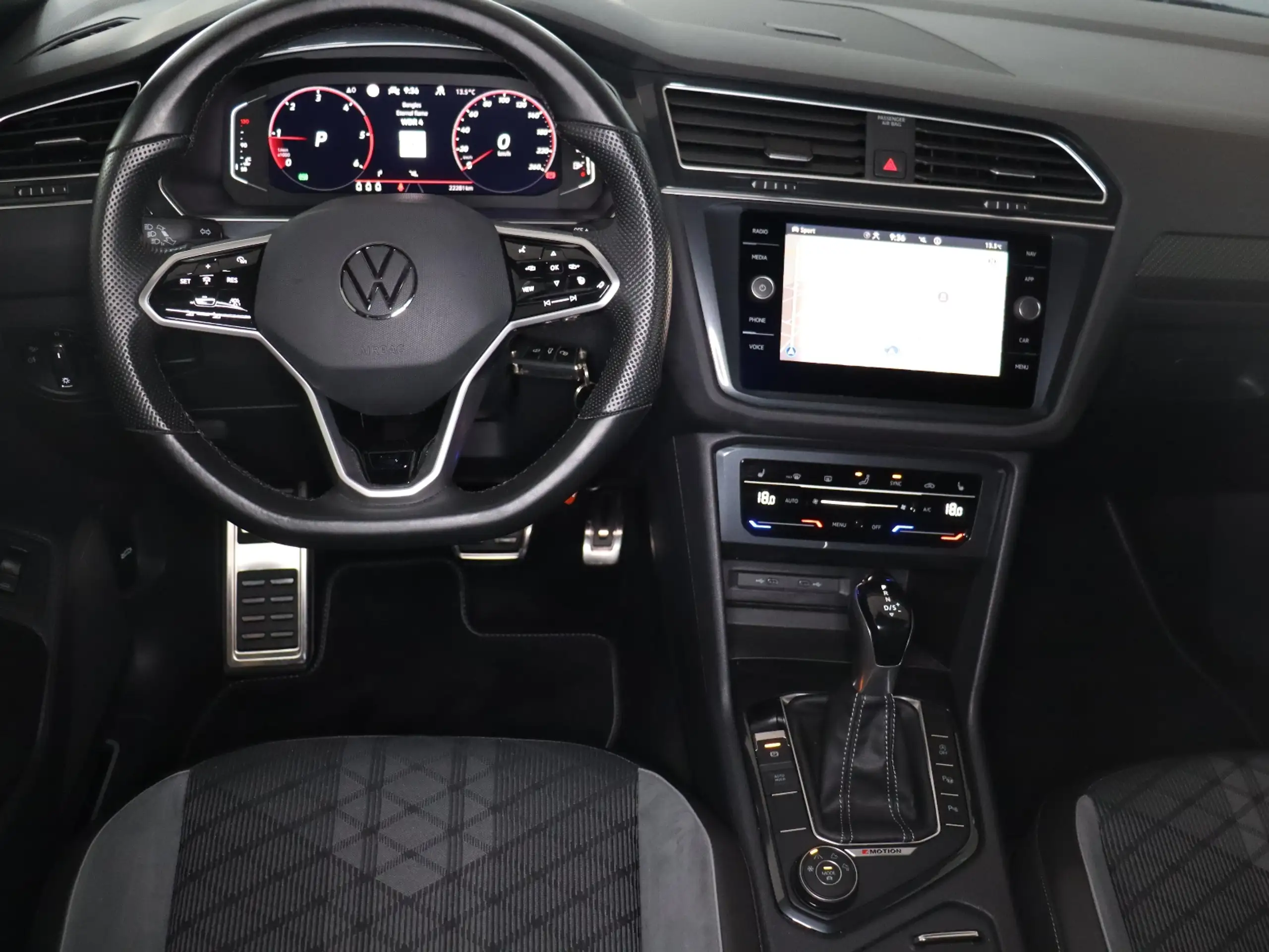 Volkswagen - Tiguan