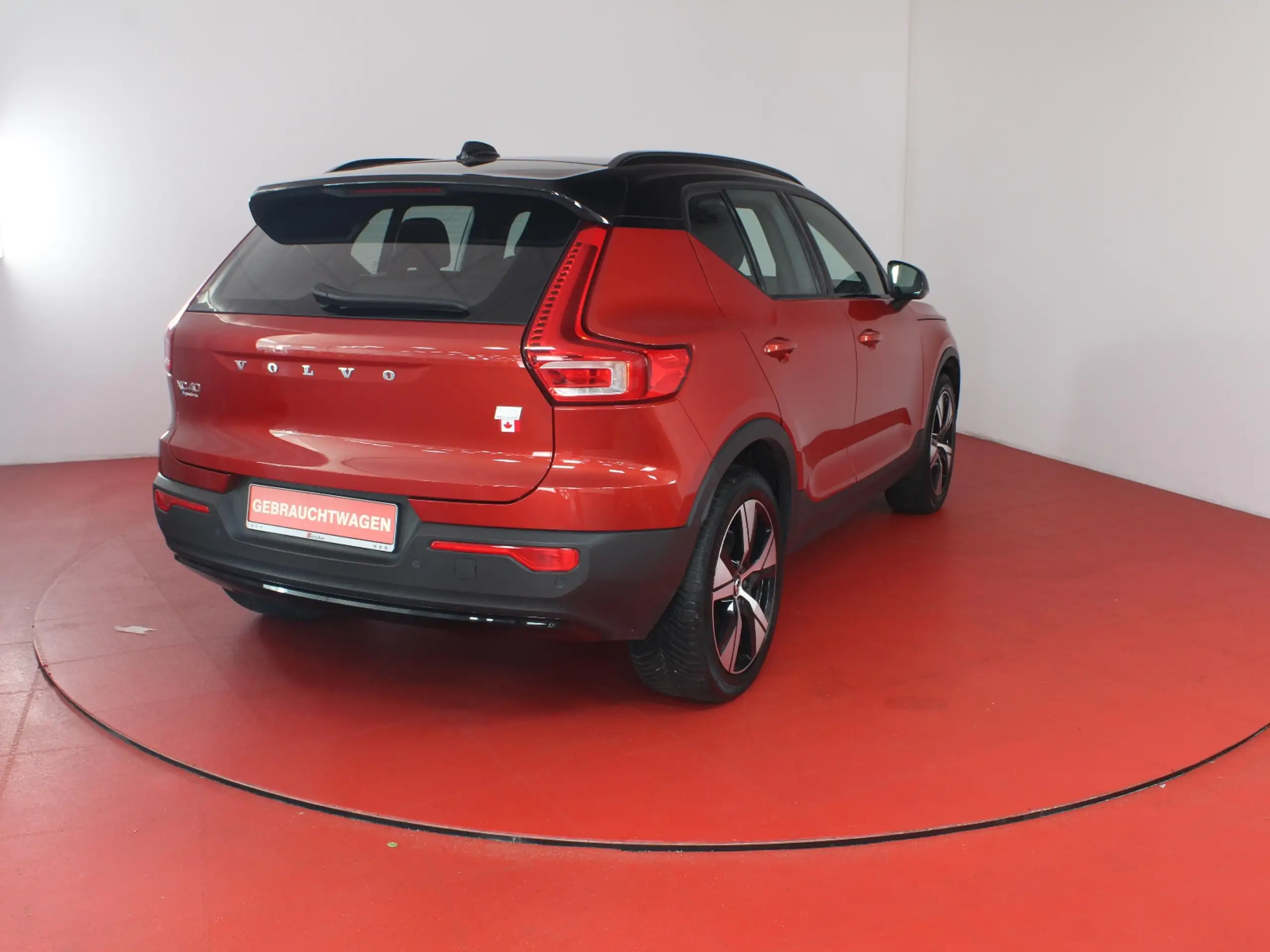 Volvo - XC40